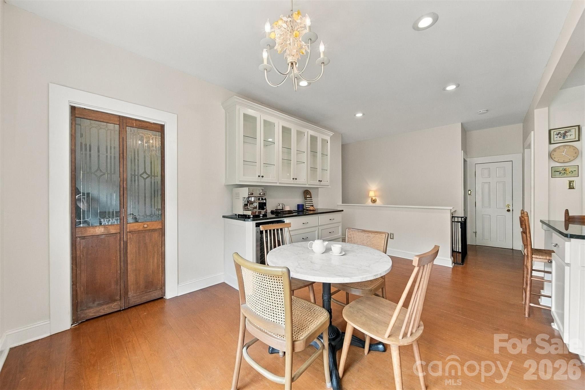 364 6th Street Property Photo 18