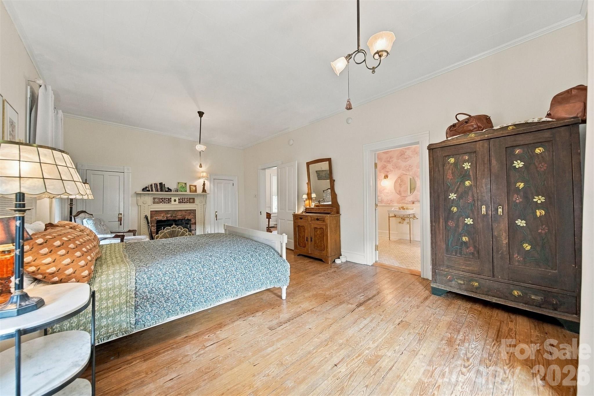 364 6th Street Property Photo 22