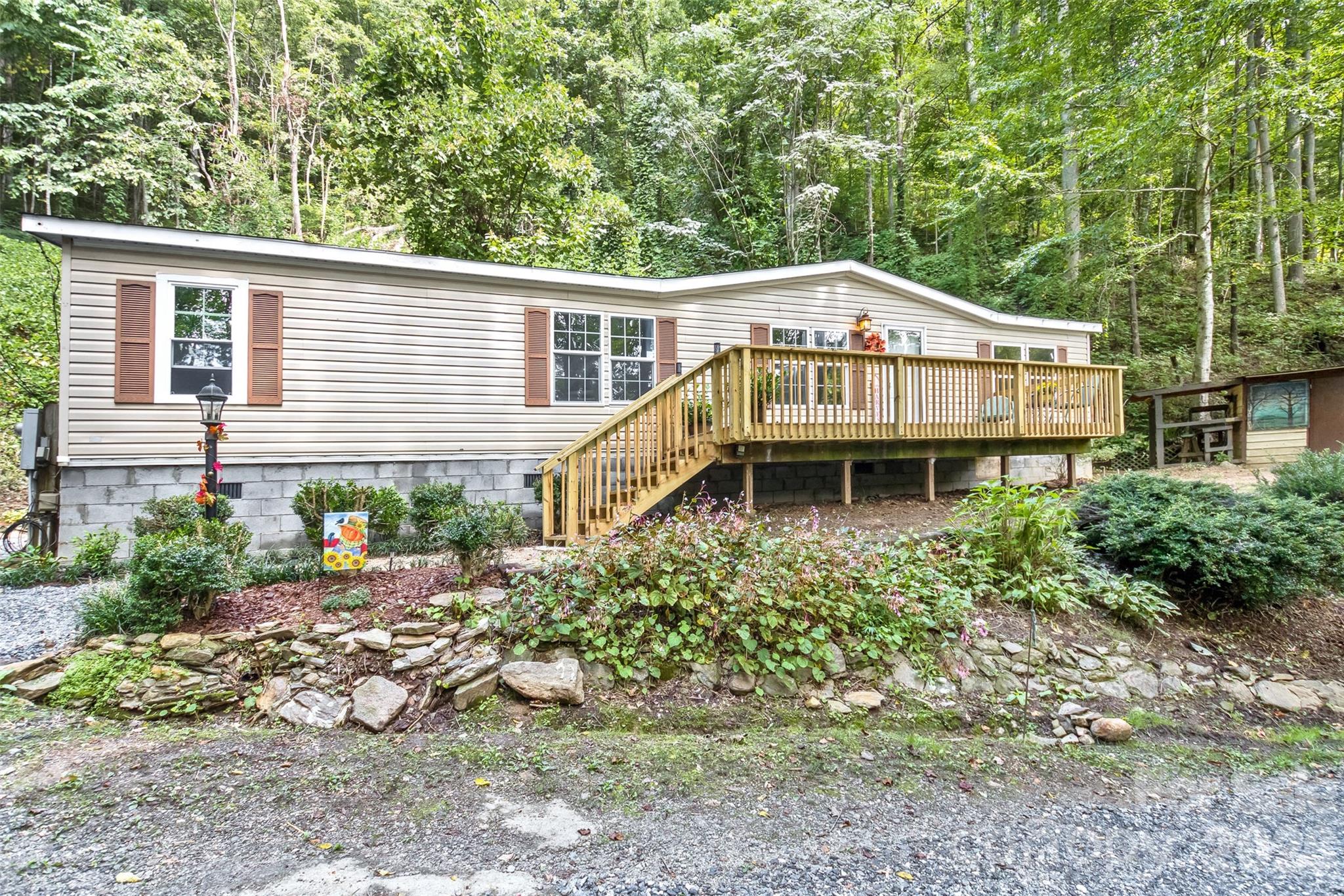 13 Cattail Drive Property Photo 1