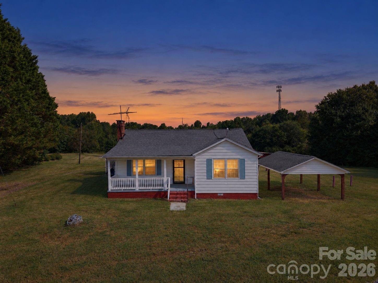 7090 Jake Seagle Road Property Photo 1