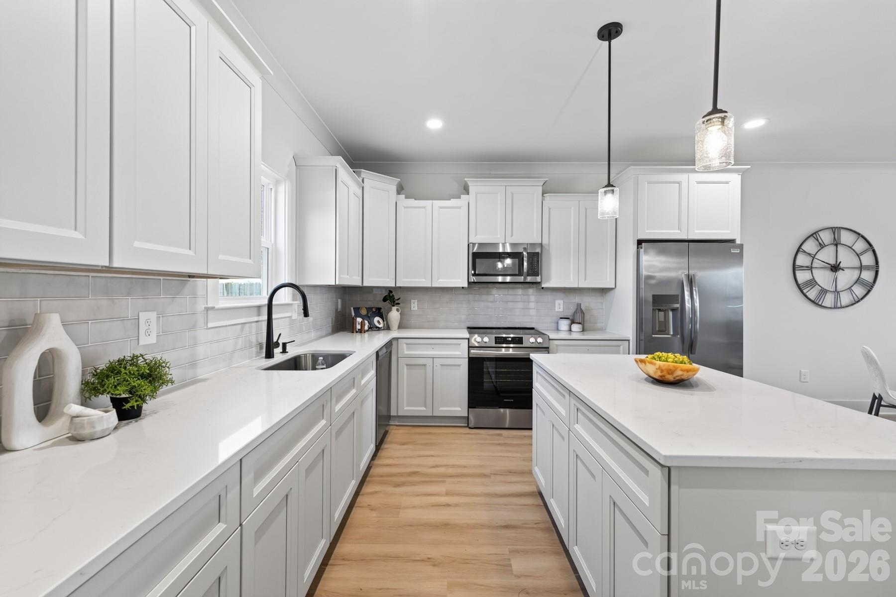 12714 Hamilton Road Property Photo 4