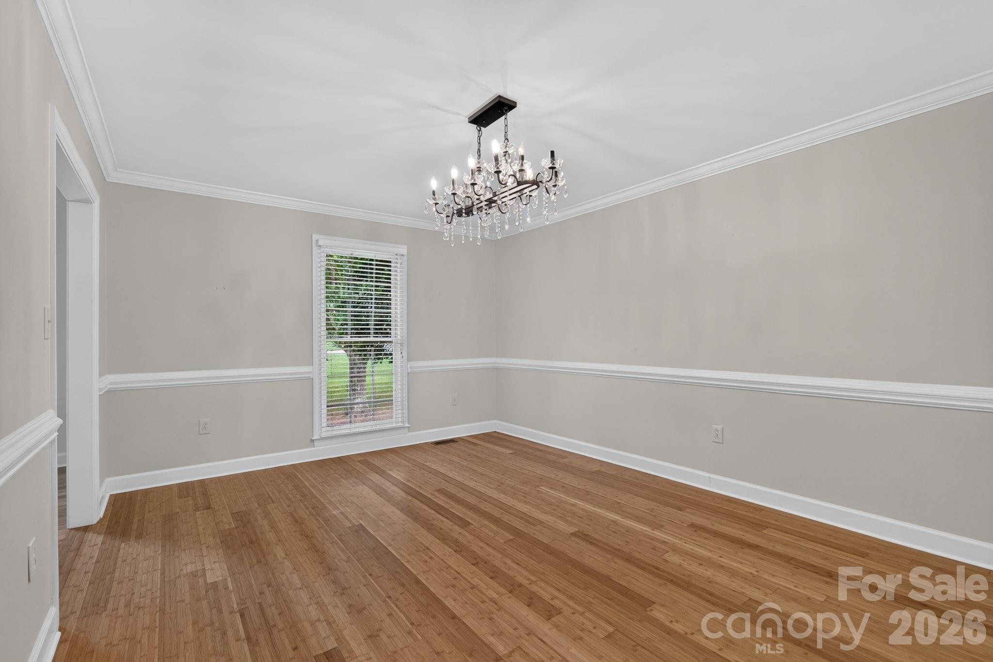 3517 Honeysuckle Drive Property Photo 10