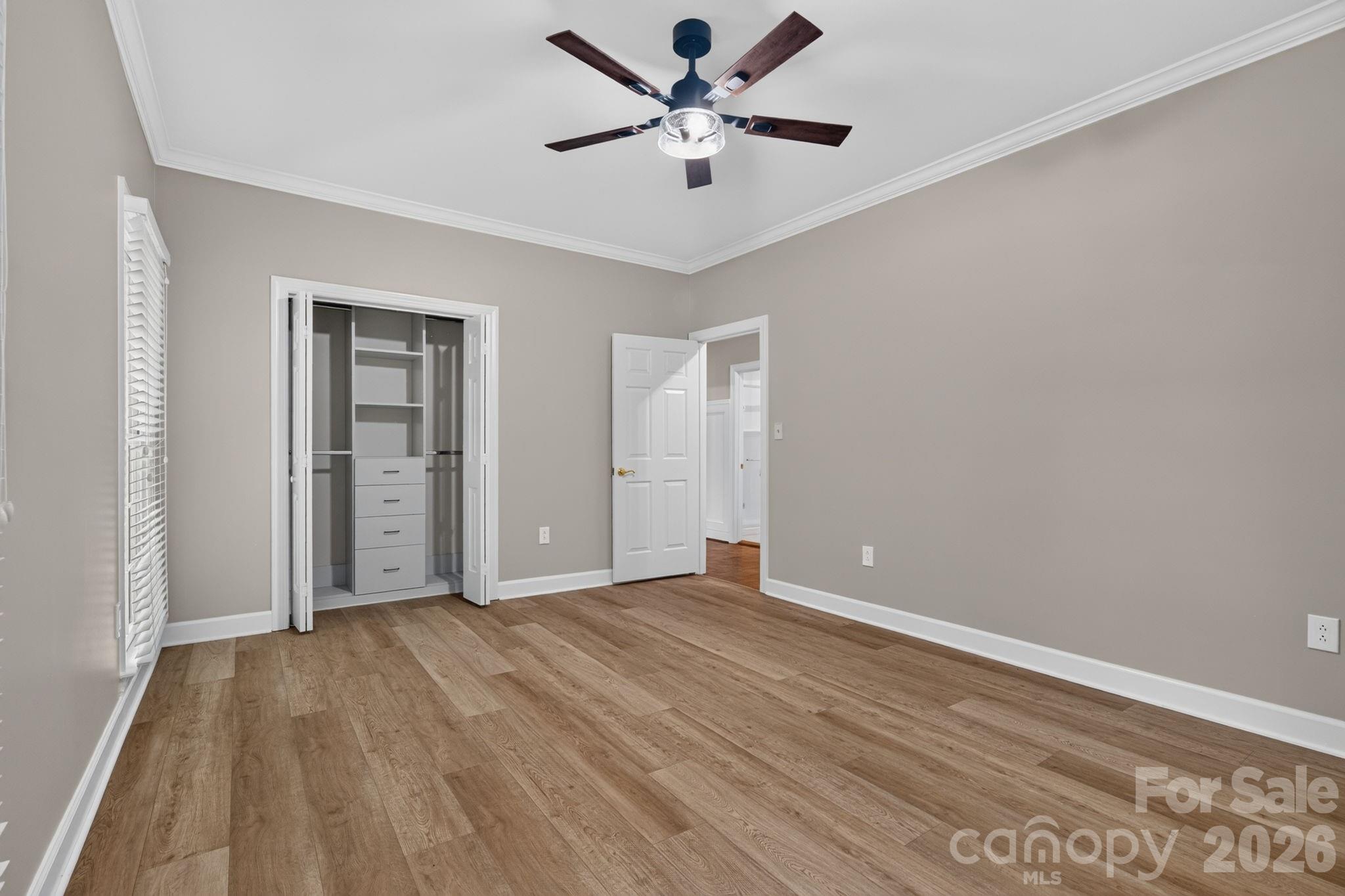 3517 Honeysuckle Drive Property Photo 17