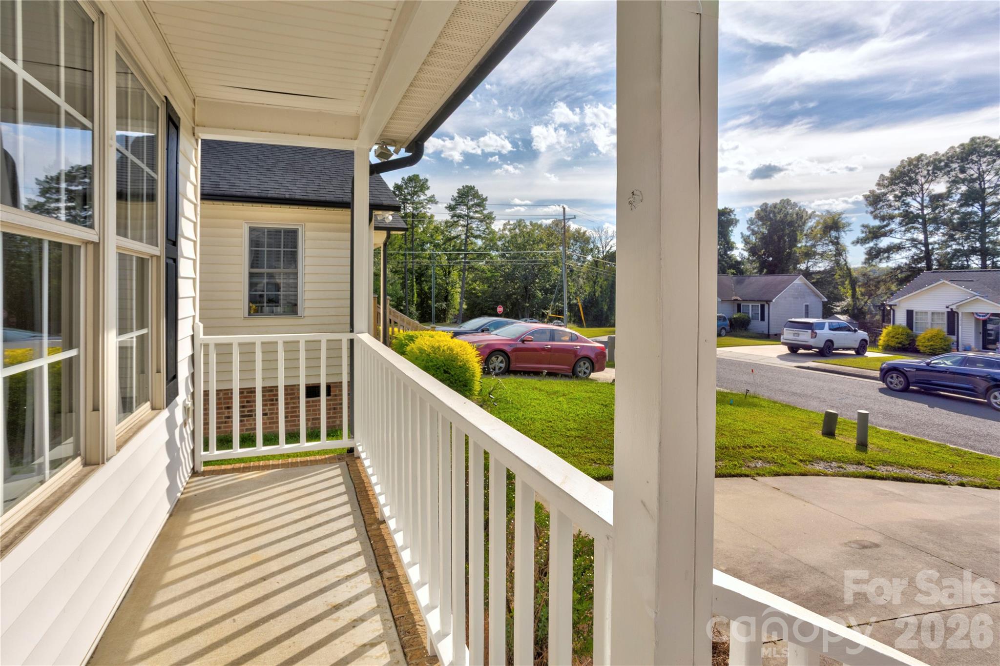 1209 Moss Acres Court Property Photo 3