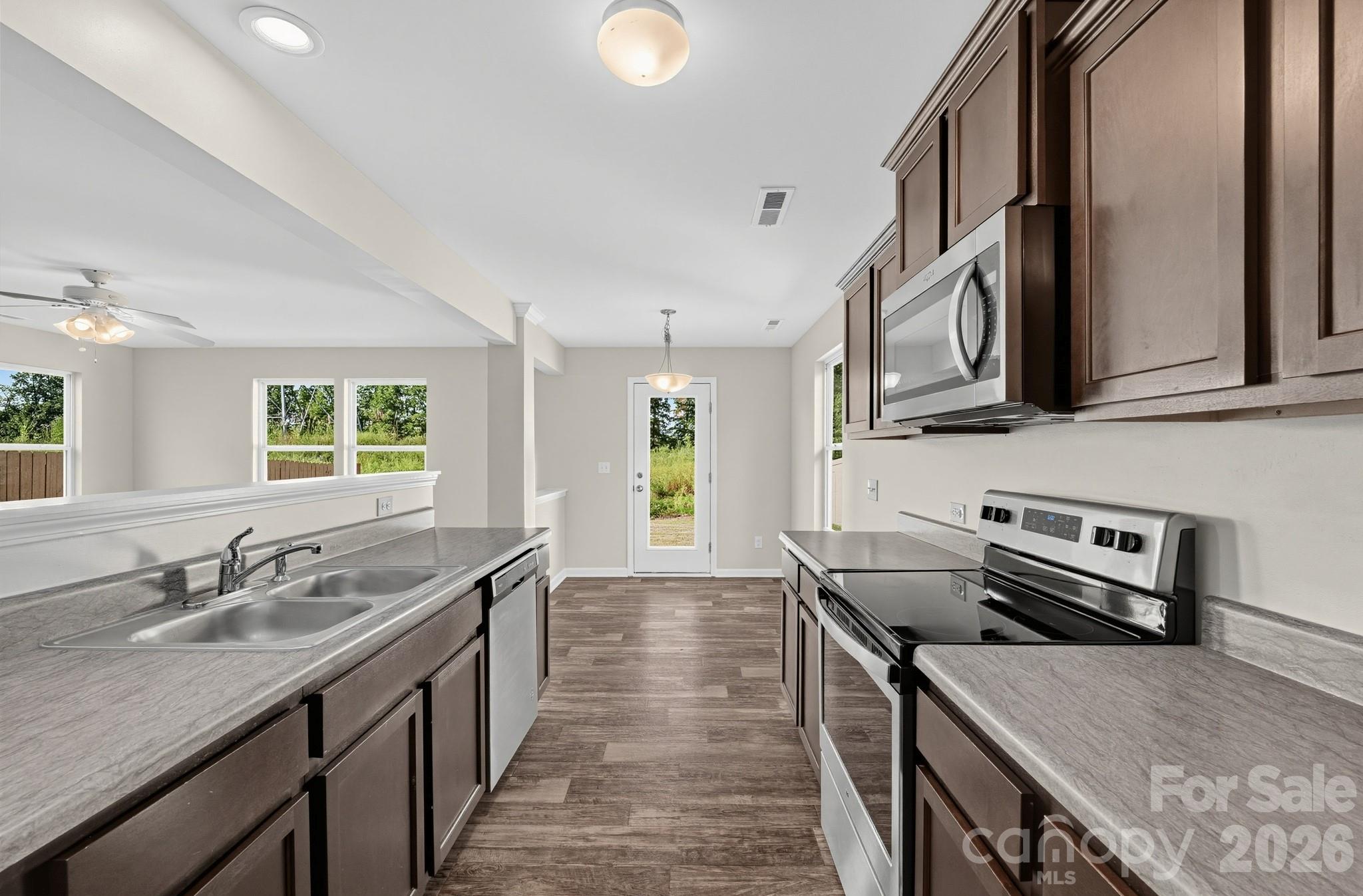12954 Hill Pine Road Property Photo 7