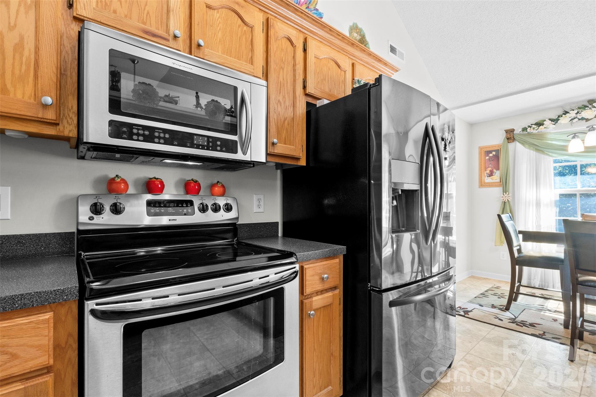 3110 Tamarah Way Property Photo 10