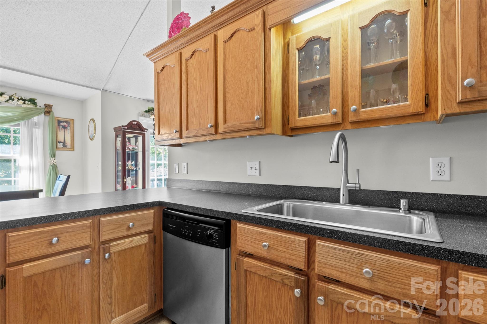 3110 Tamarah Way Property Photo 12