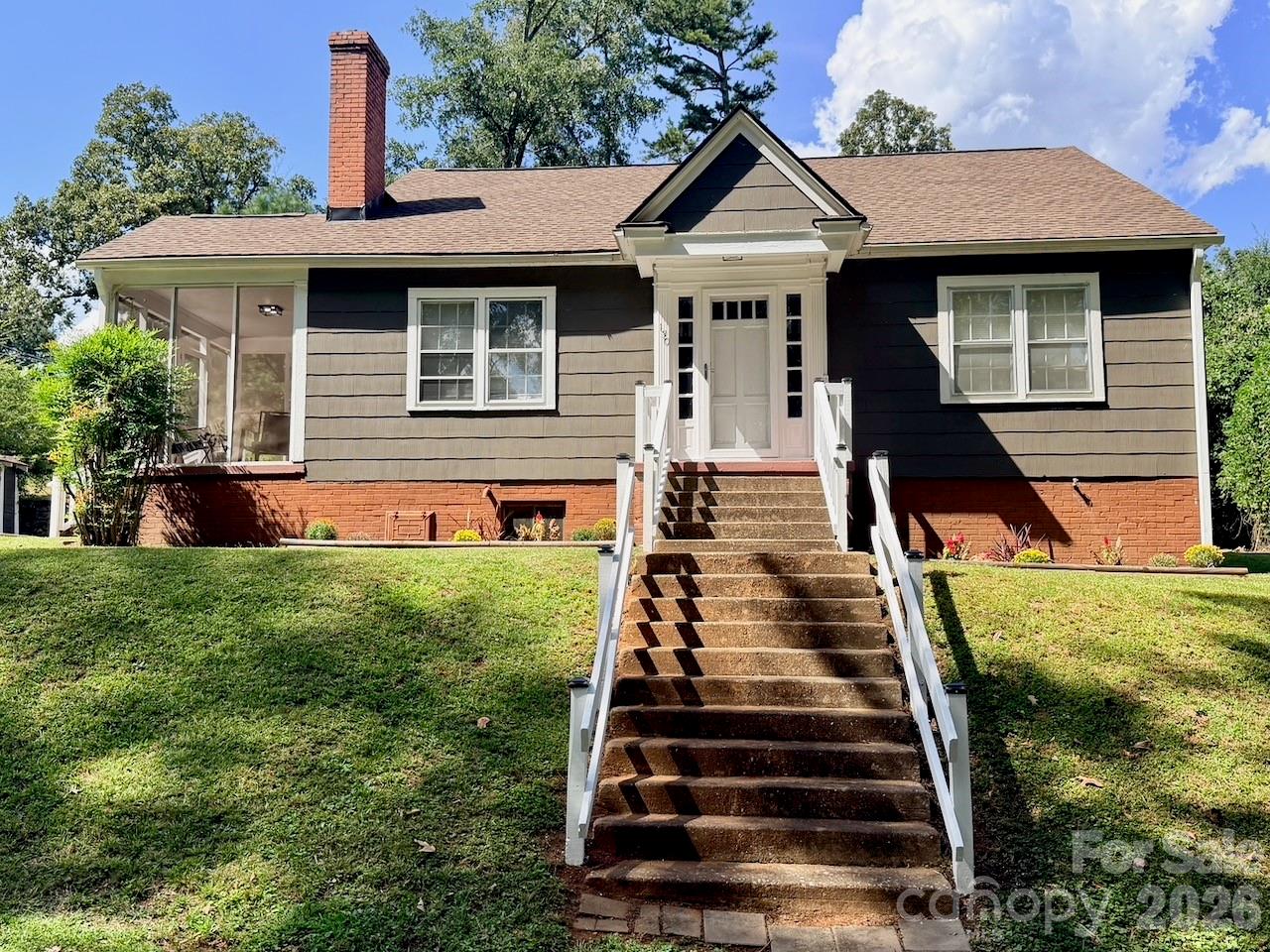 130 School Drive Property Photo 1