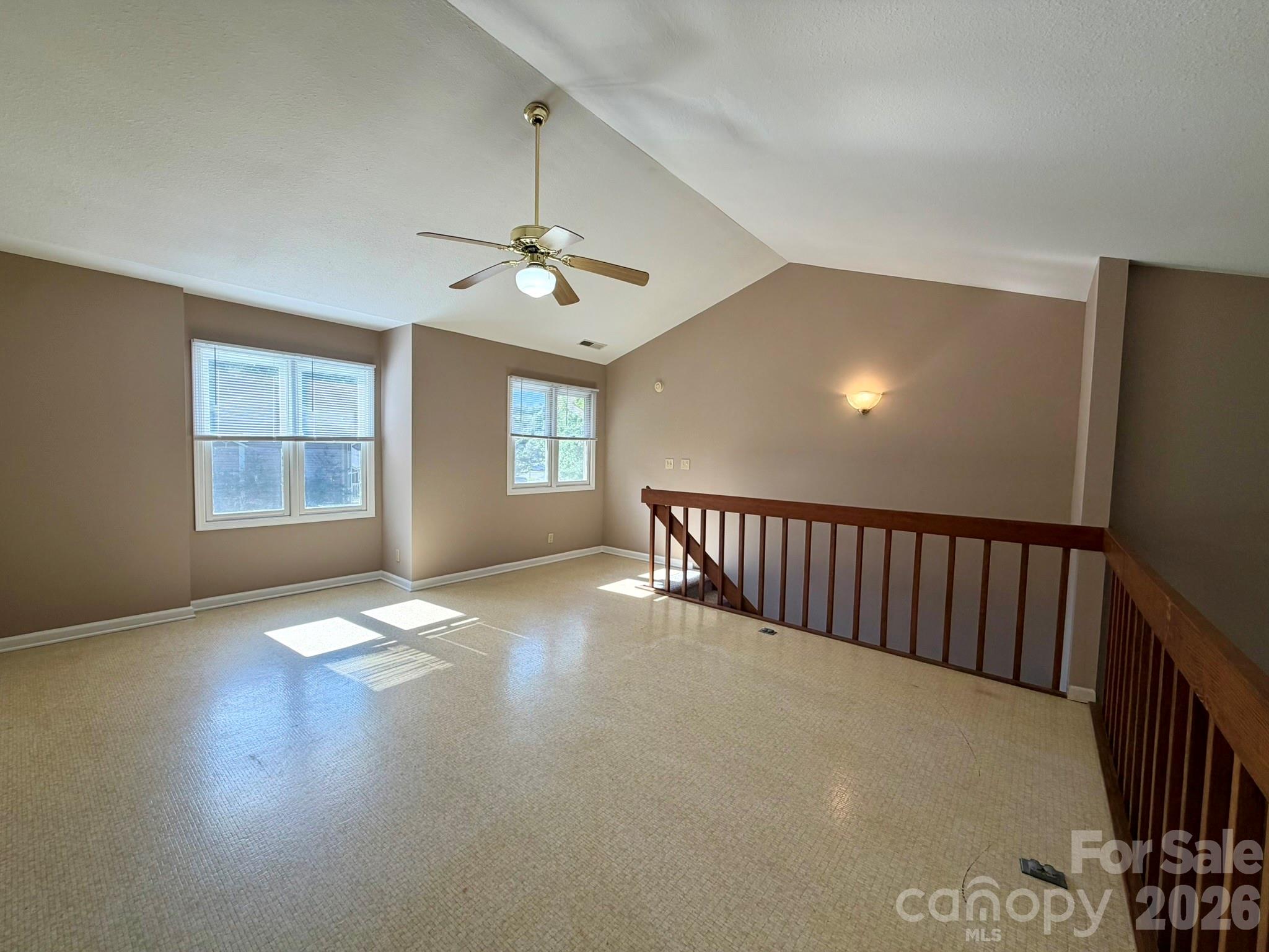 22 Willow Tree Run Property Photo 16
