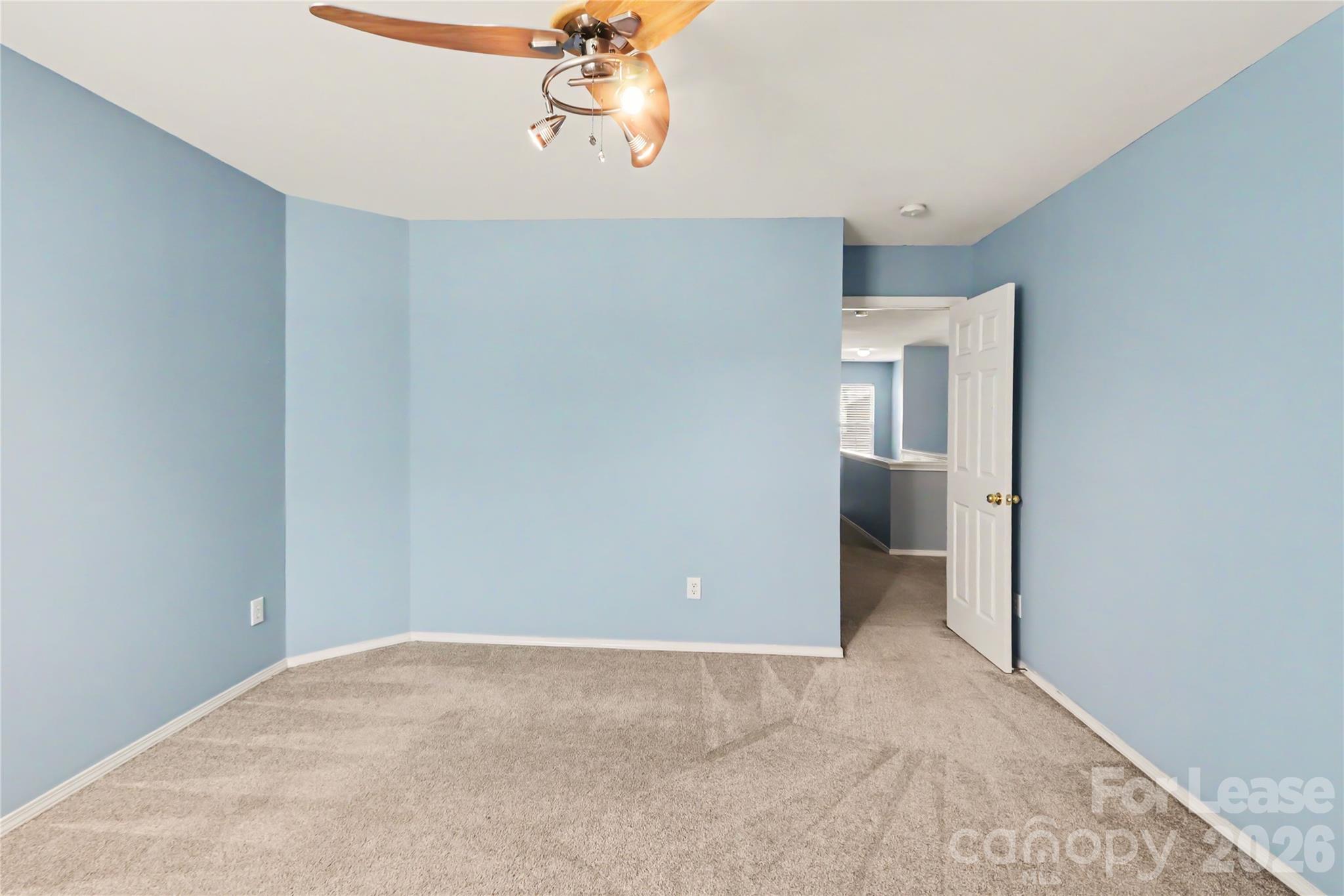4423604 Property Photo 24