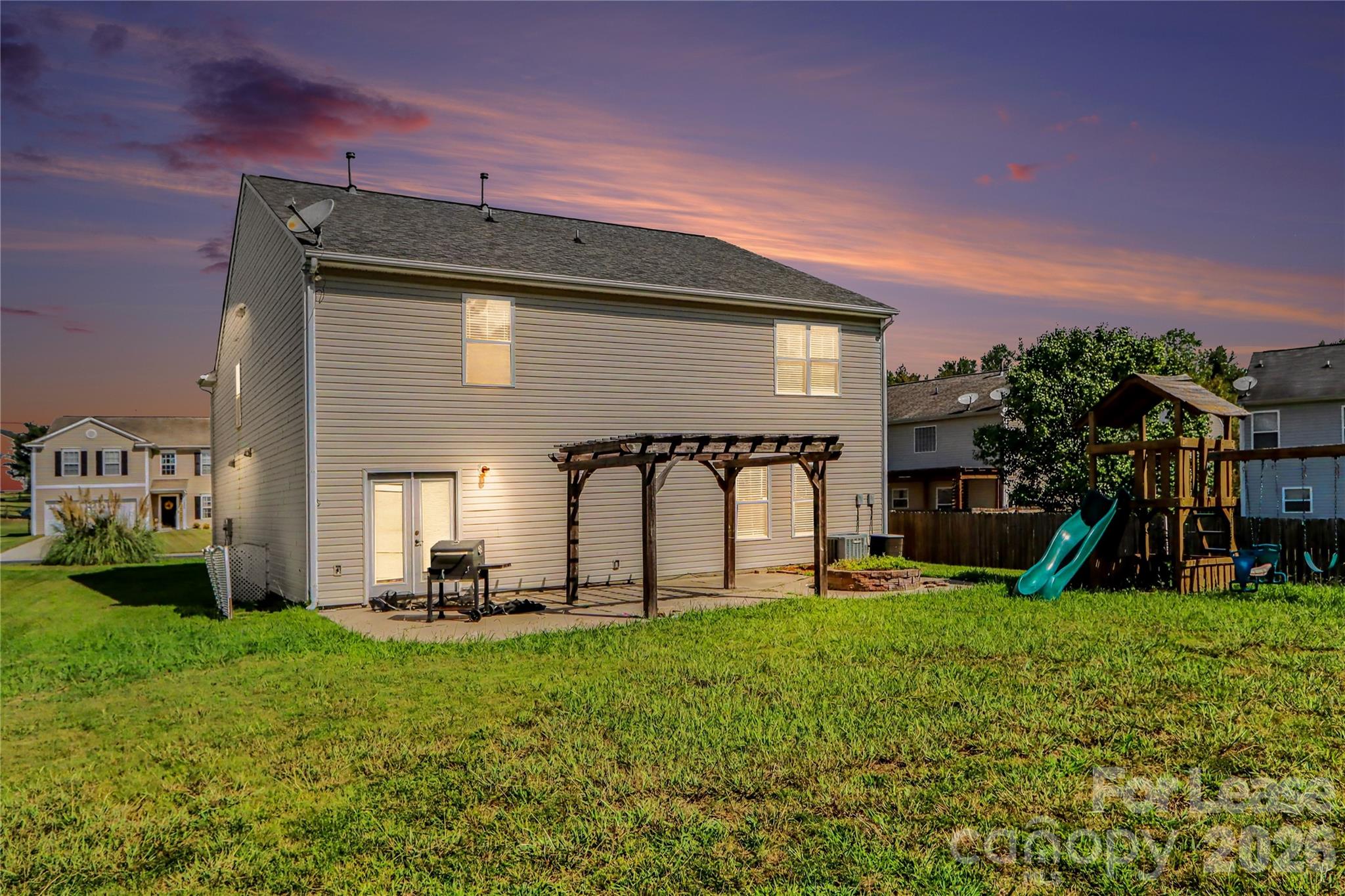 4423604 Property Photo 30