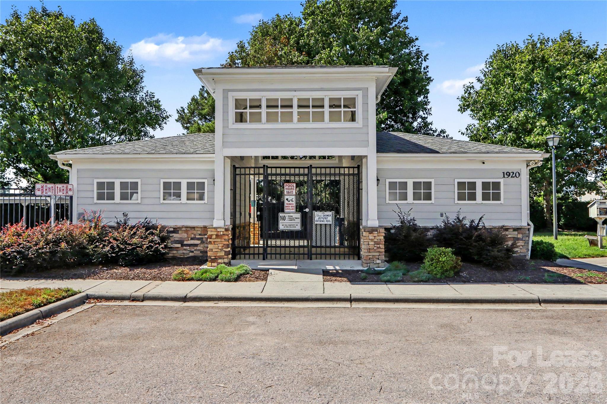 4423604 Property Photo 31