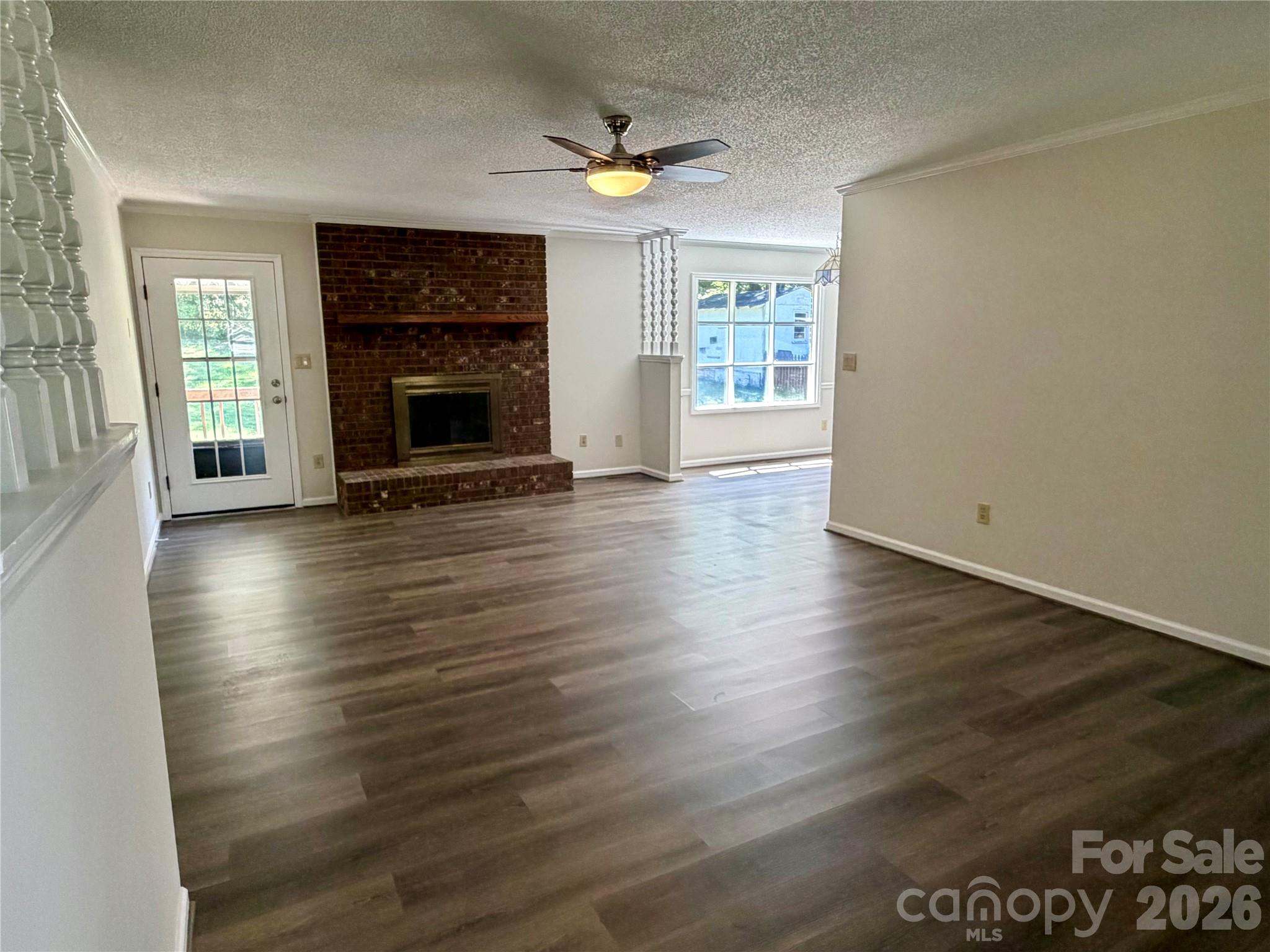 304 Plaza Drive Property Photo 5