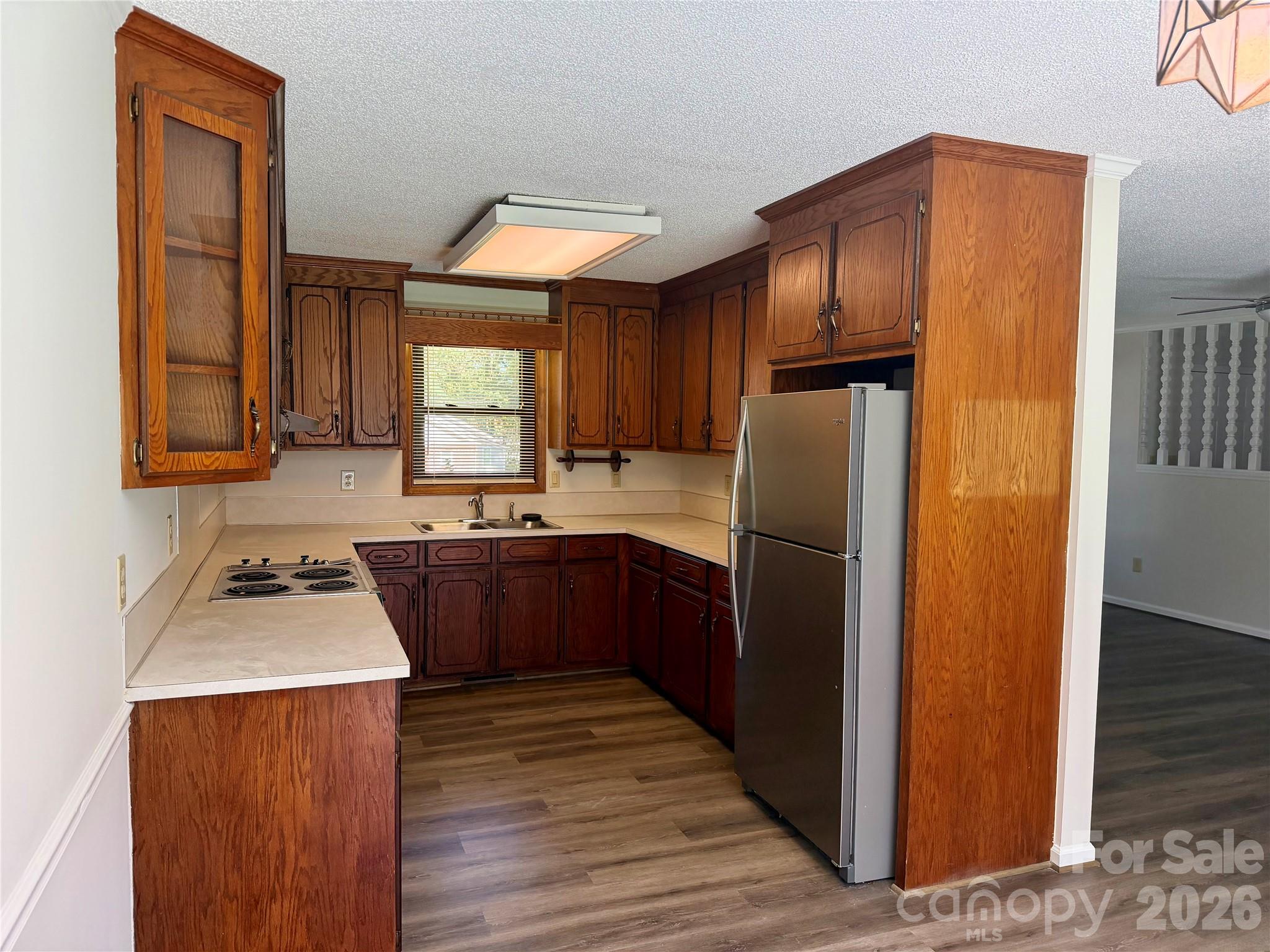 304 Plaza Drive Property Photo 8