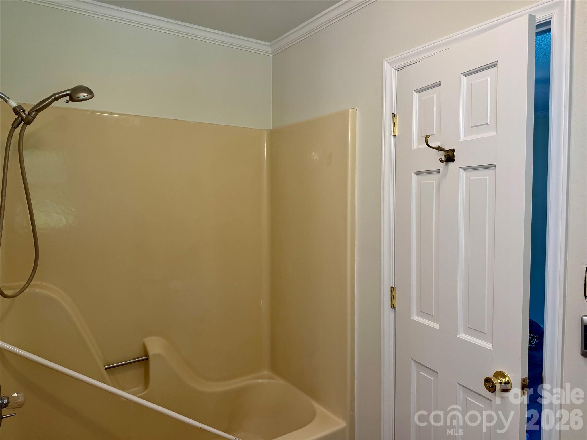 304 Plaza Drive Property Photo 12