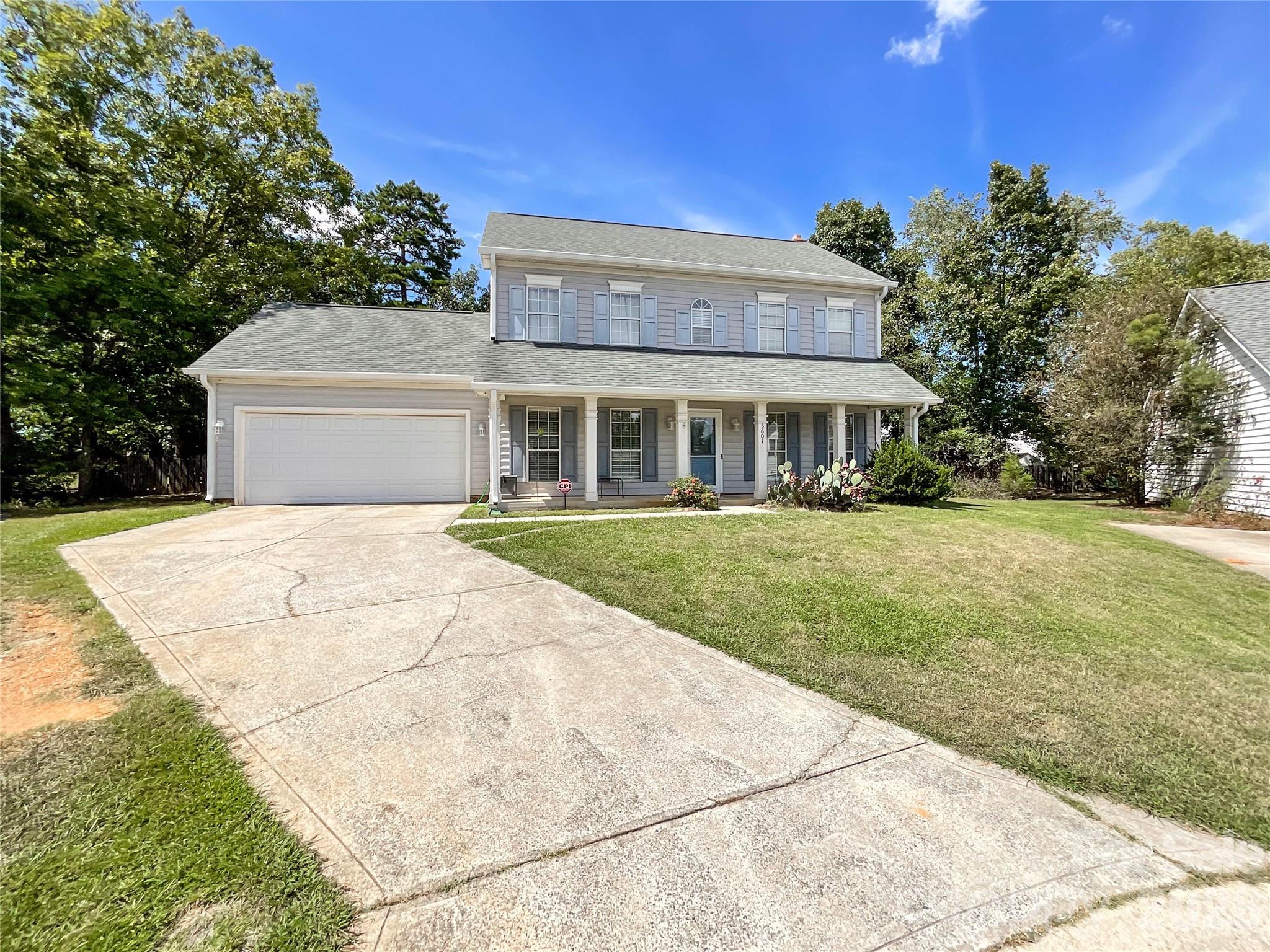 3601 Esther Street Property Photo 1