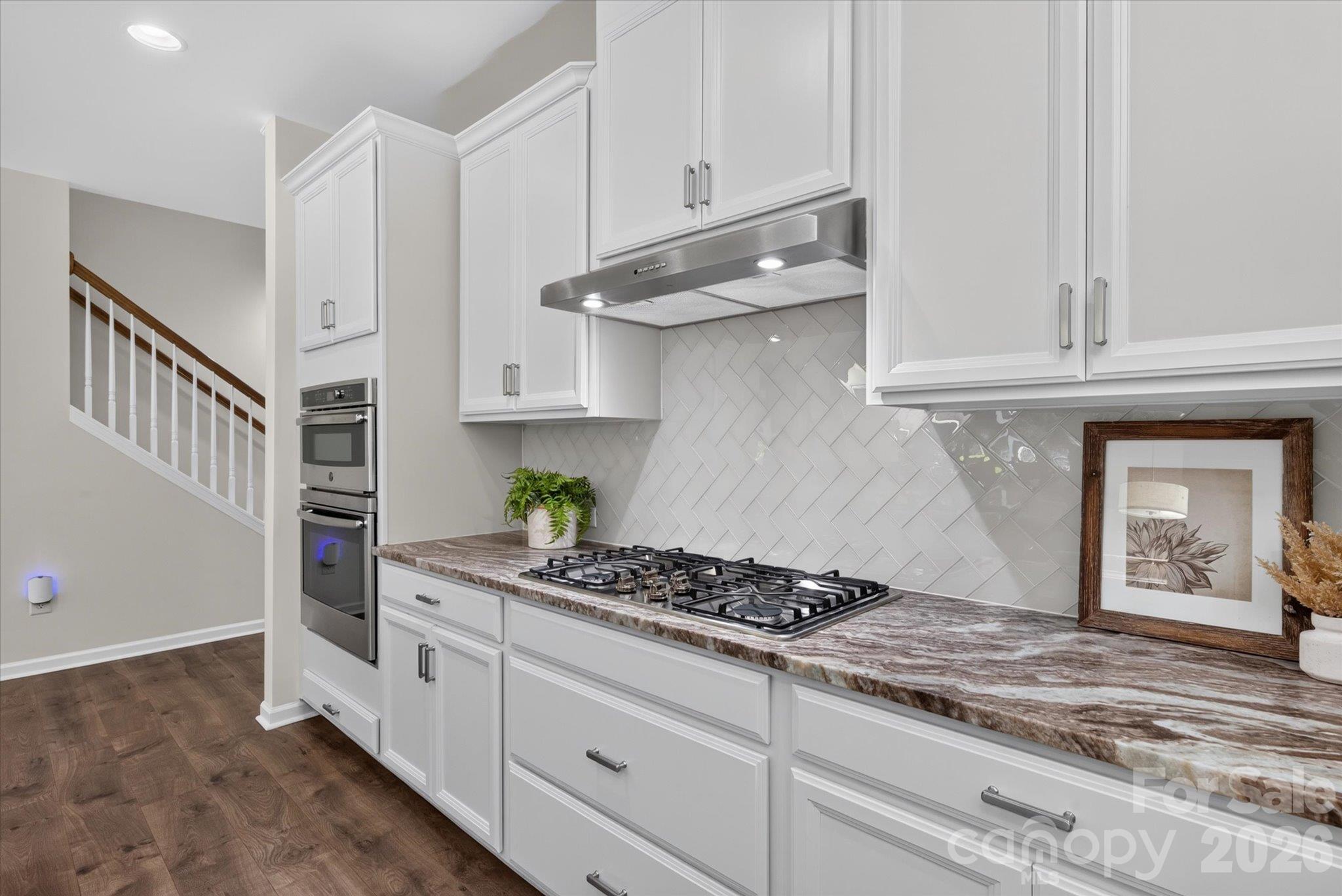 7051 Wyngate Place Property Photo 6