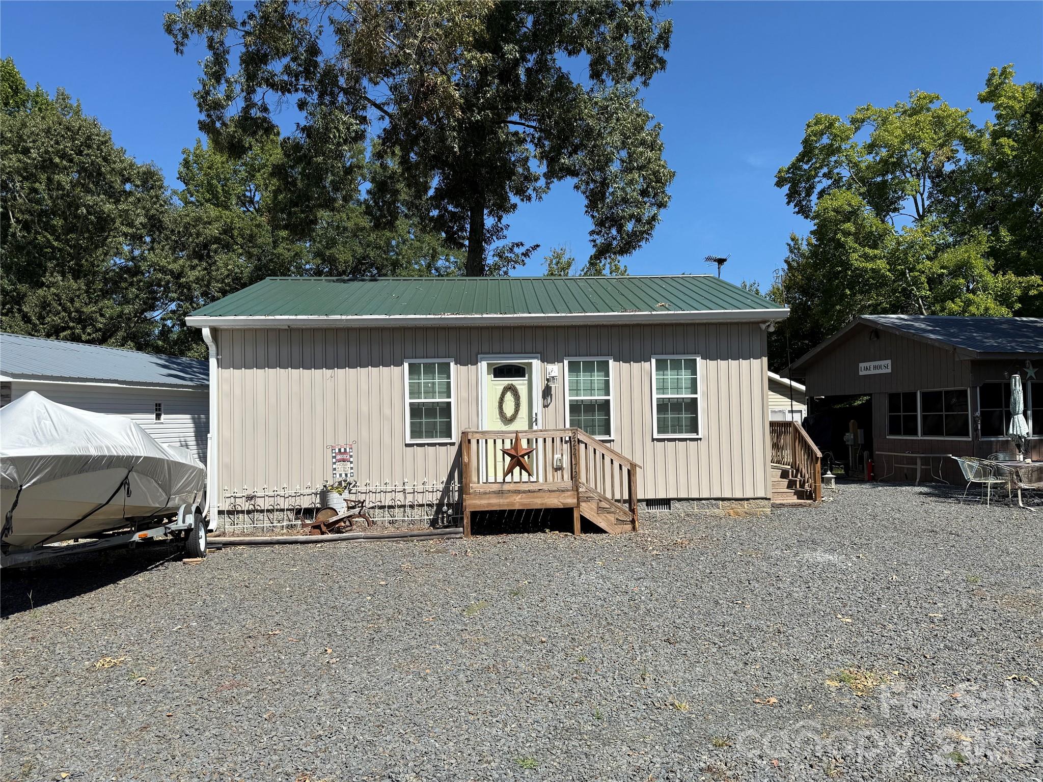 222 Lake Tillery Trail C72 Property Photo 2