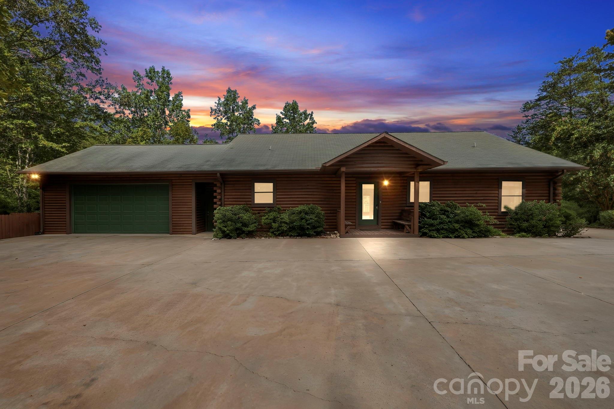 134 Raleigh Drive Property Photo 2