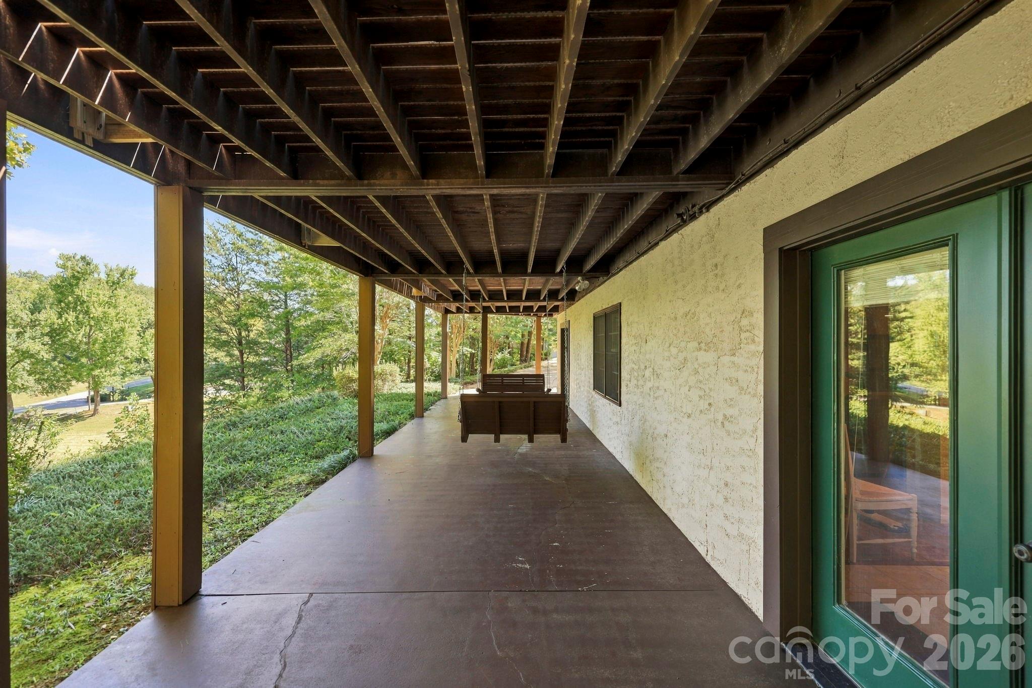 134 Raleigh Drive Property Photo 7