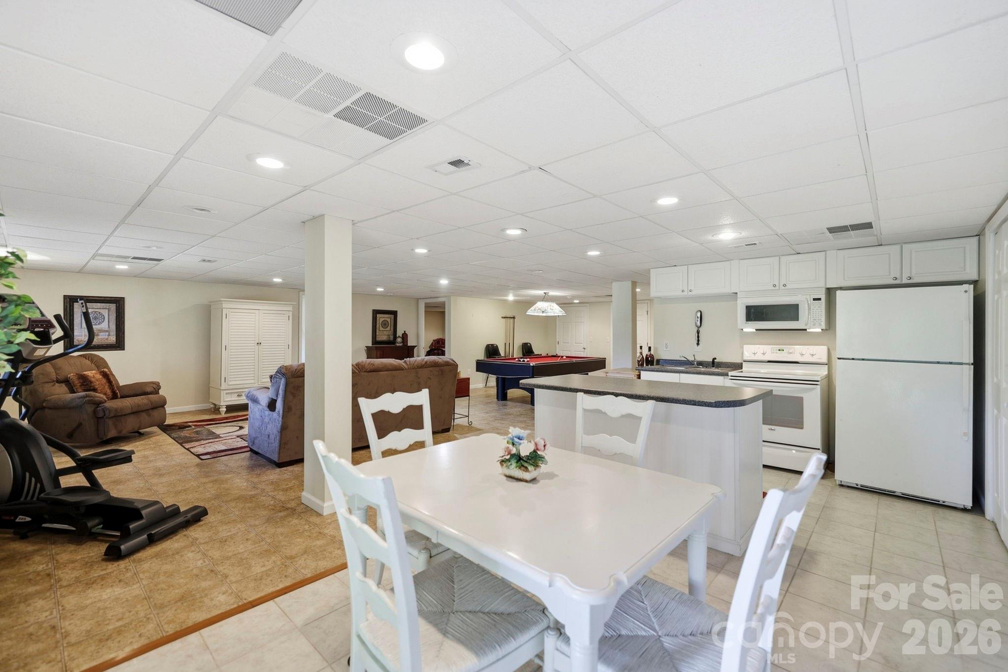 134 Raleigh Drive Property Photo 40