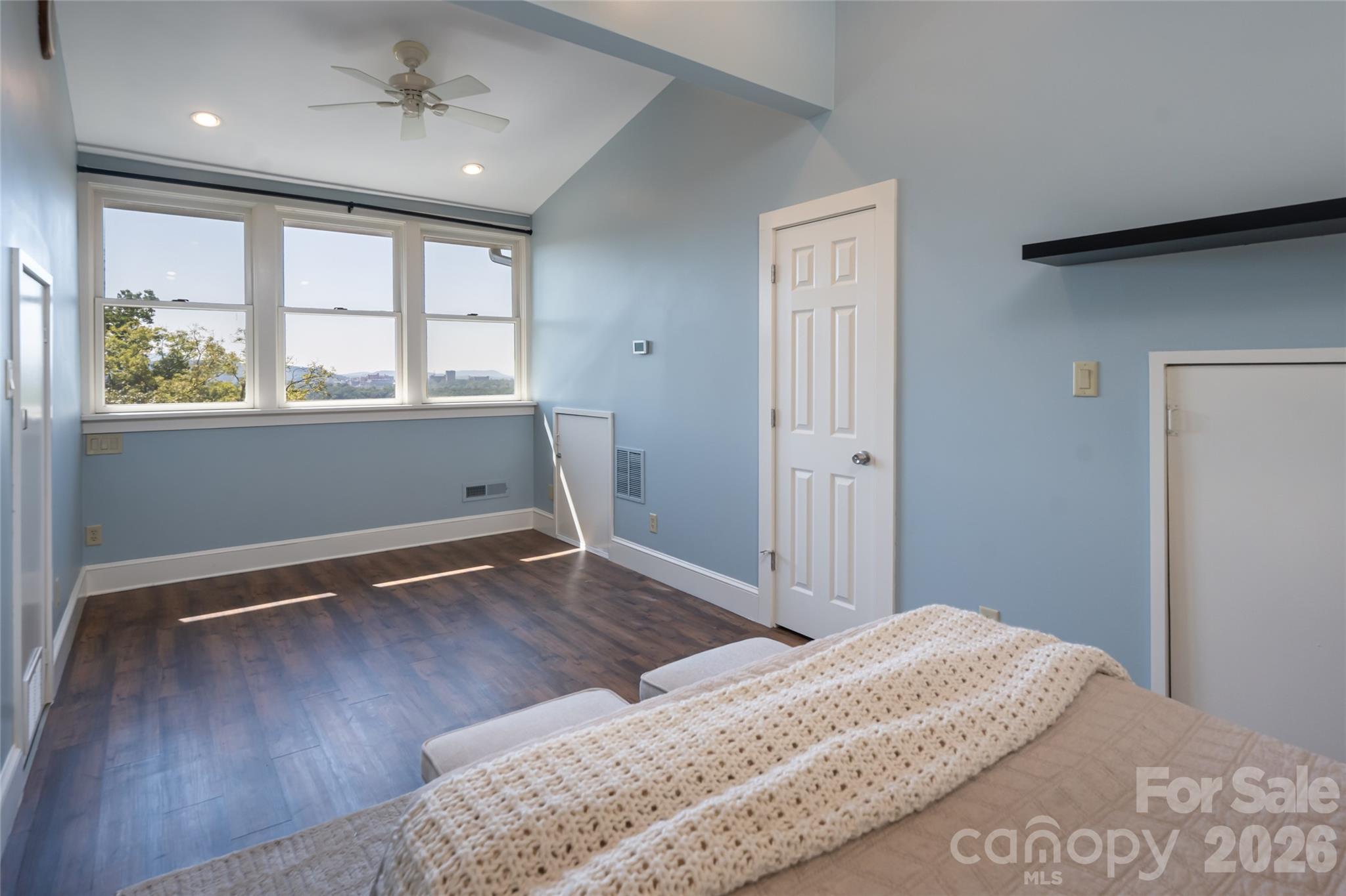 35 Elias Place Property Photo 40