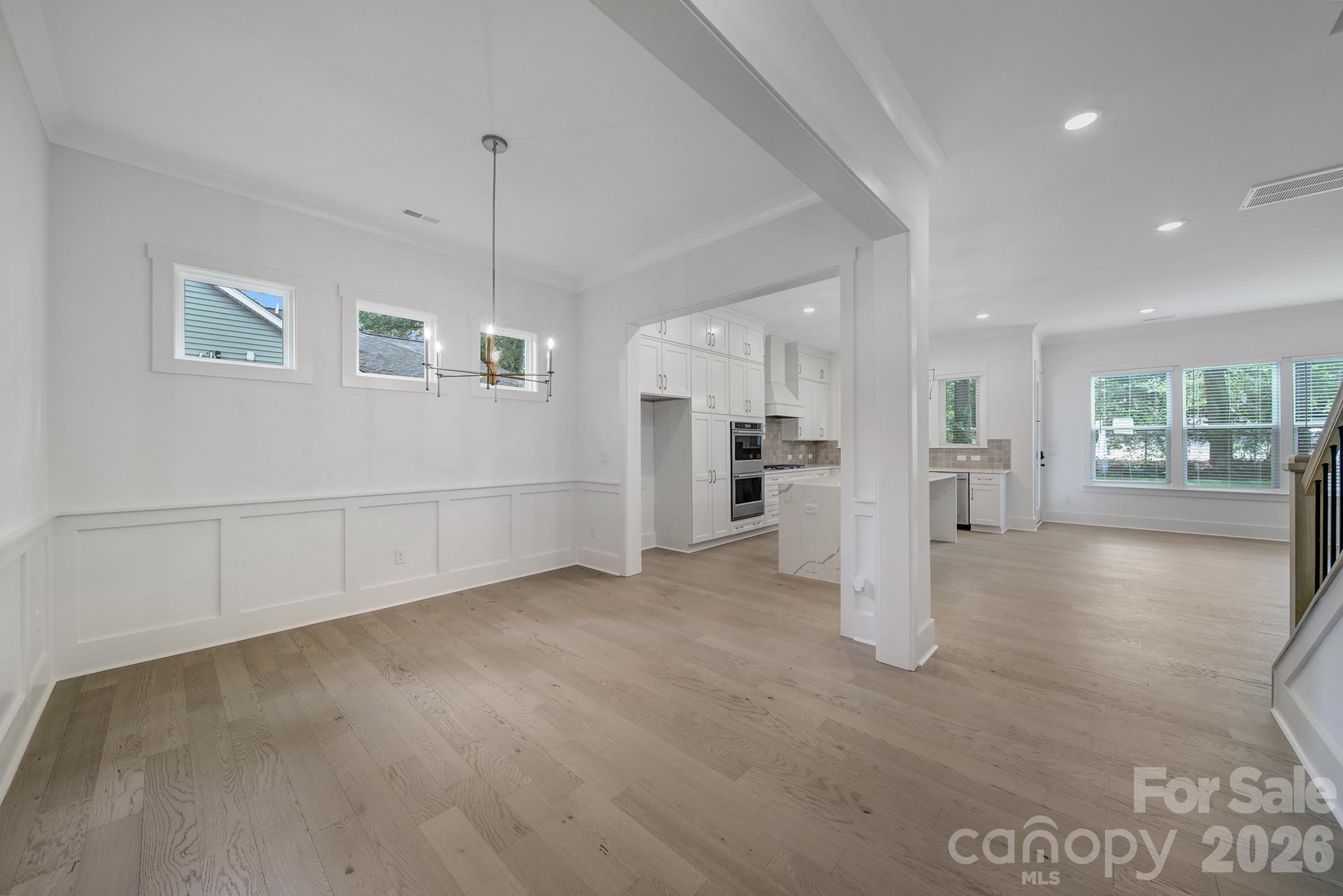1016 Rockway Drive Property Photo 8