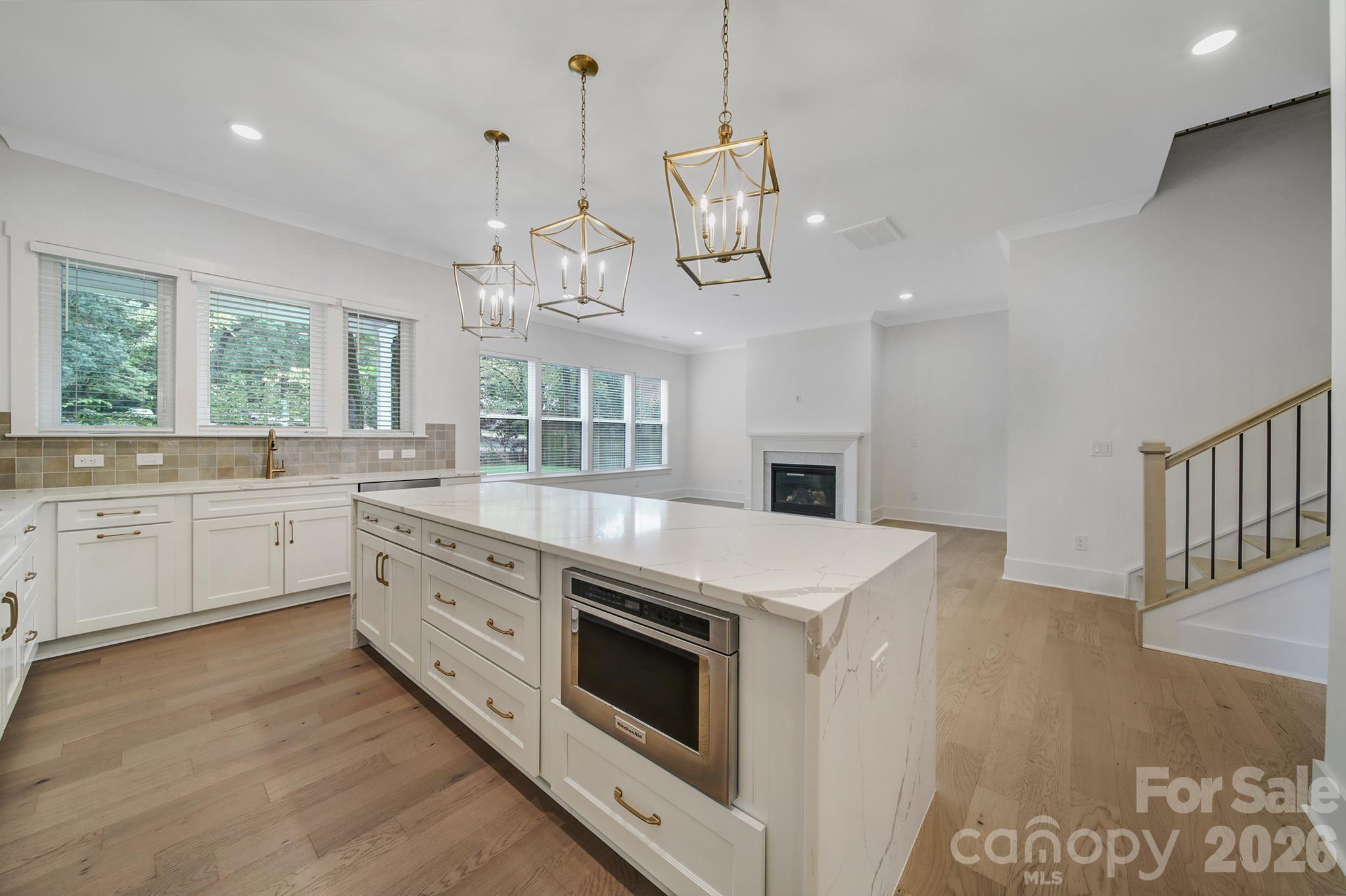 1016 Rockway Drive Property Photo 12