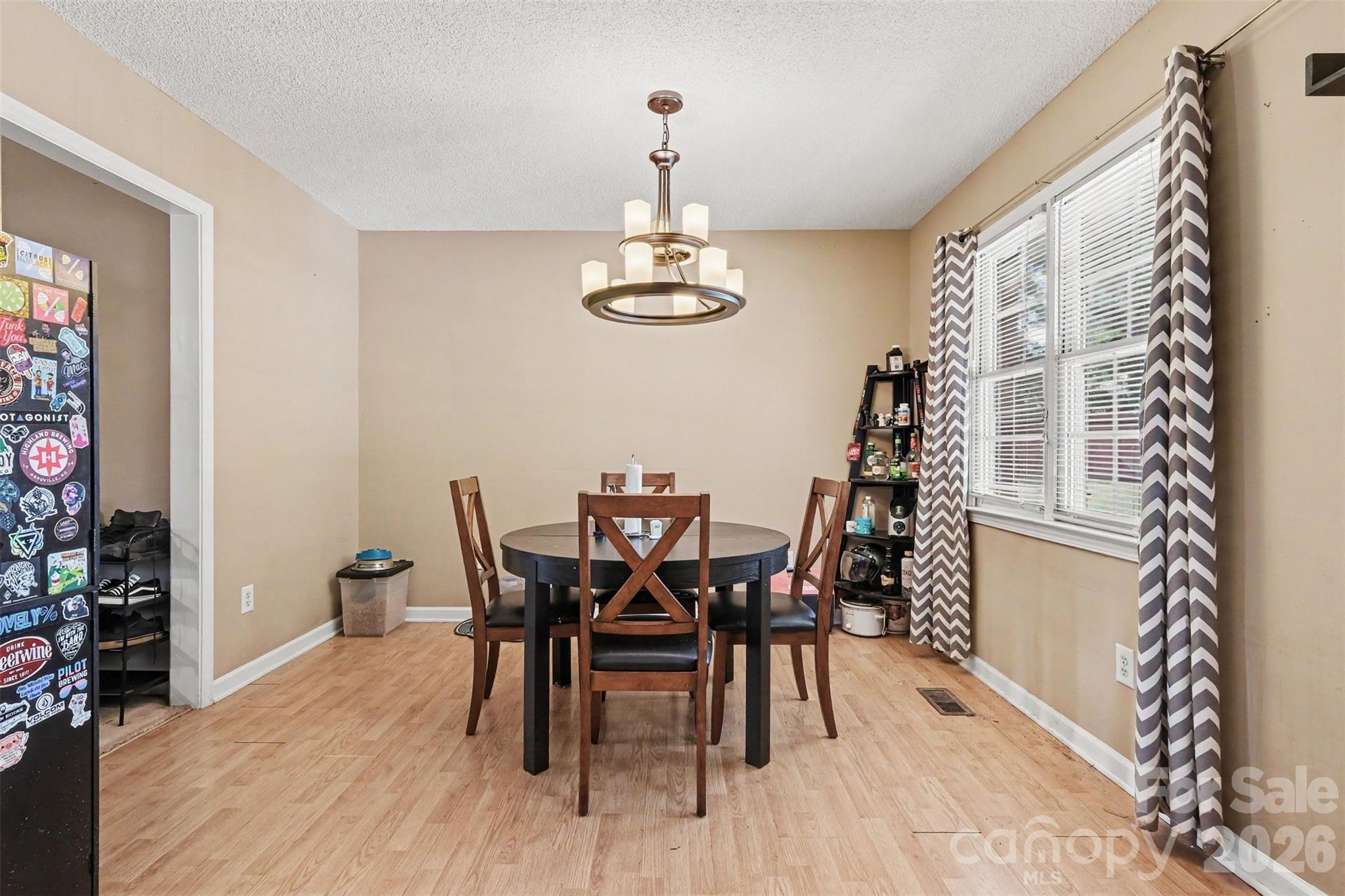 983 Farmington Court Property Photo 10
