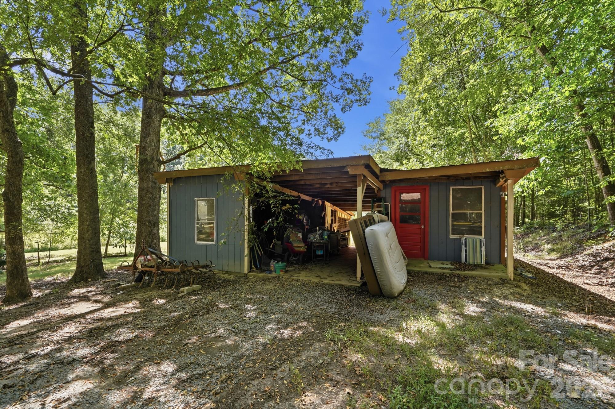 4323 Weddington Road Property Photo 45