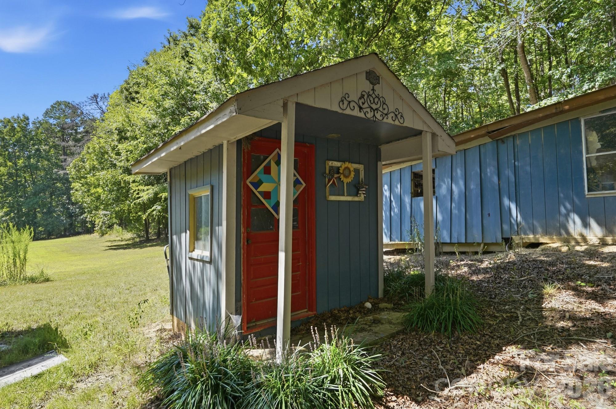 4323 Weddington Road Property Photo 47