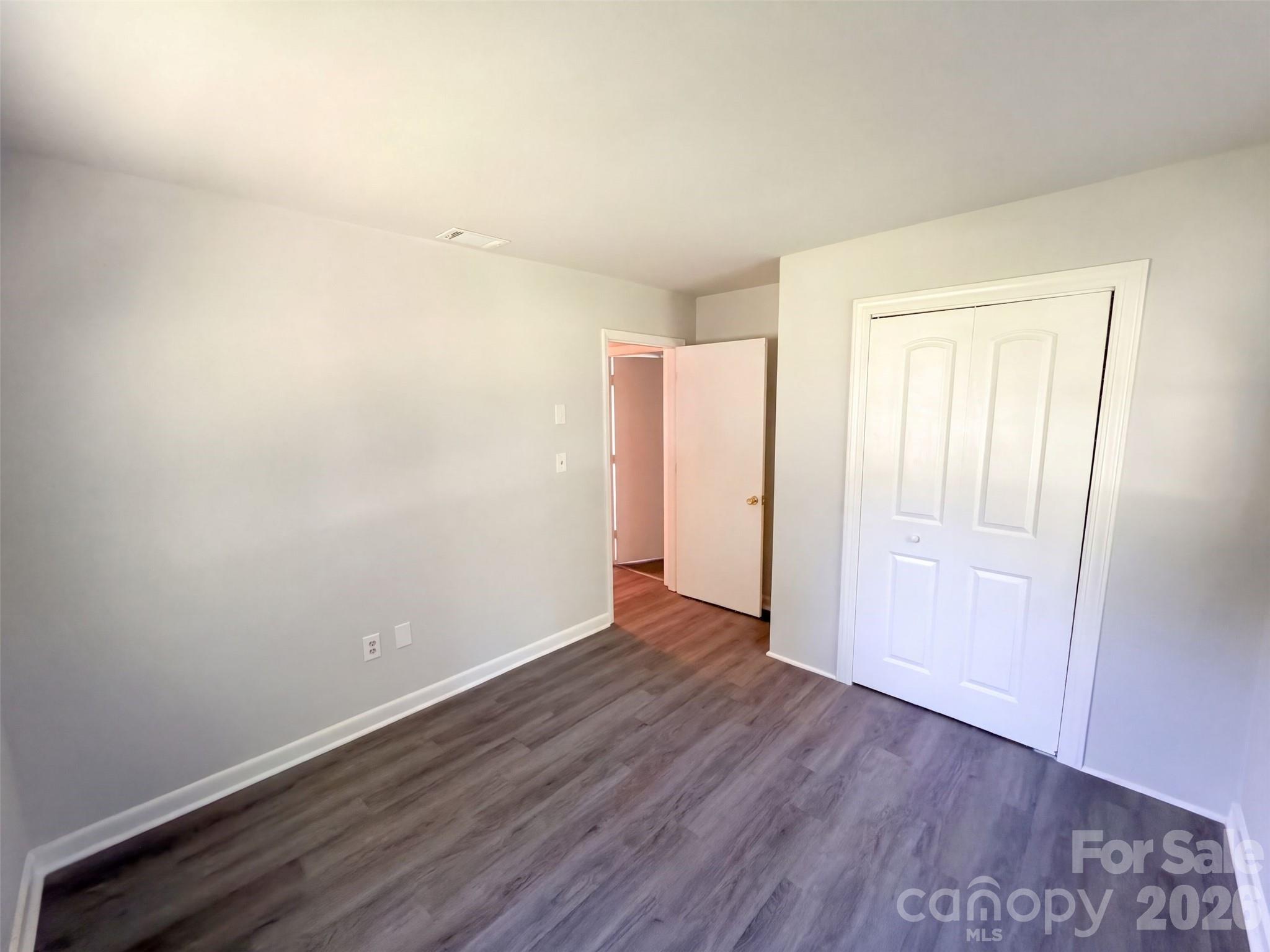 6531 Rosecran Drive Property Photo 12