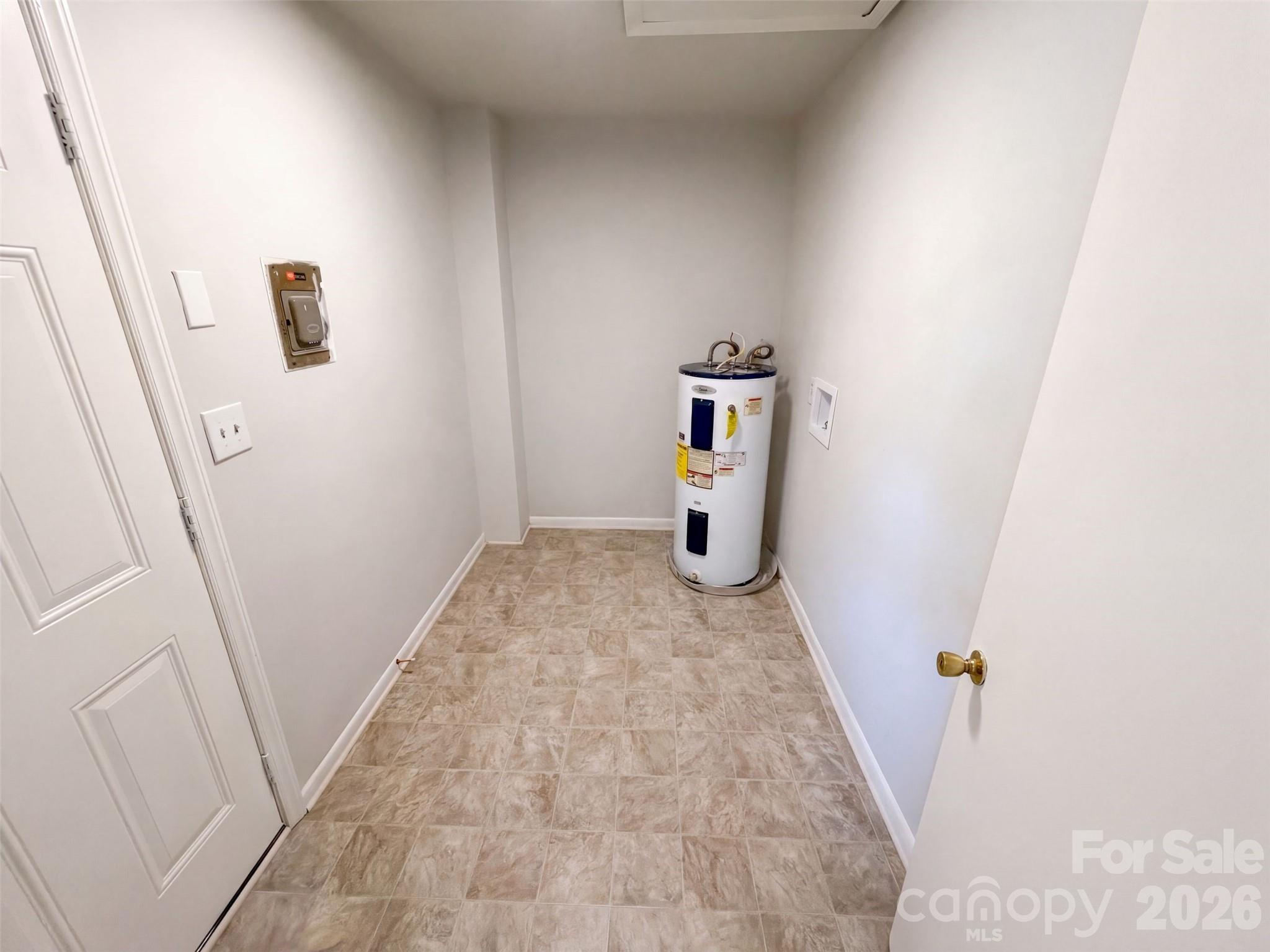 6531 Rosecran Drive Property Photo 21