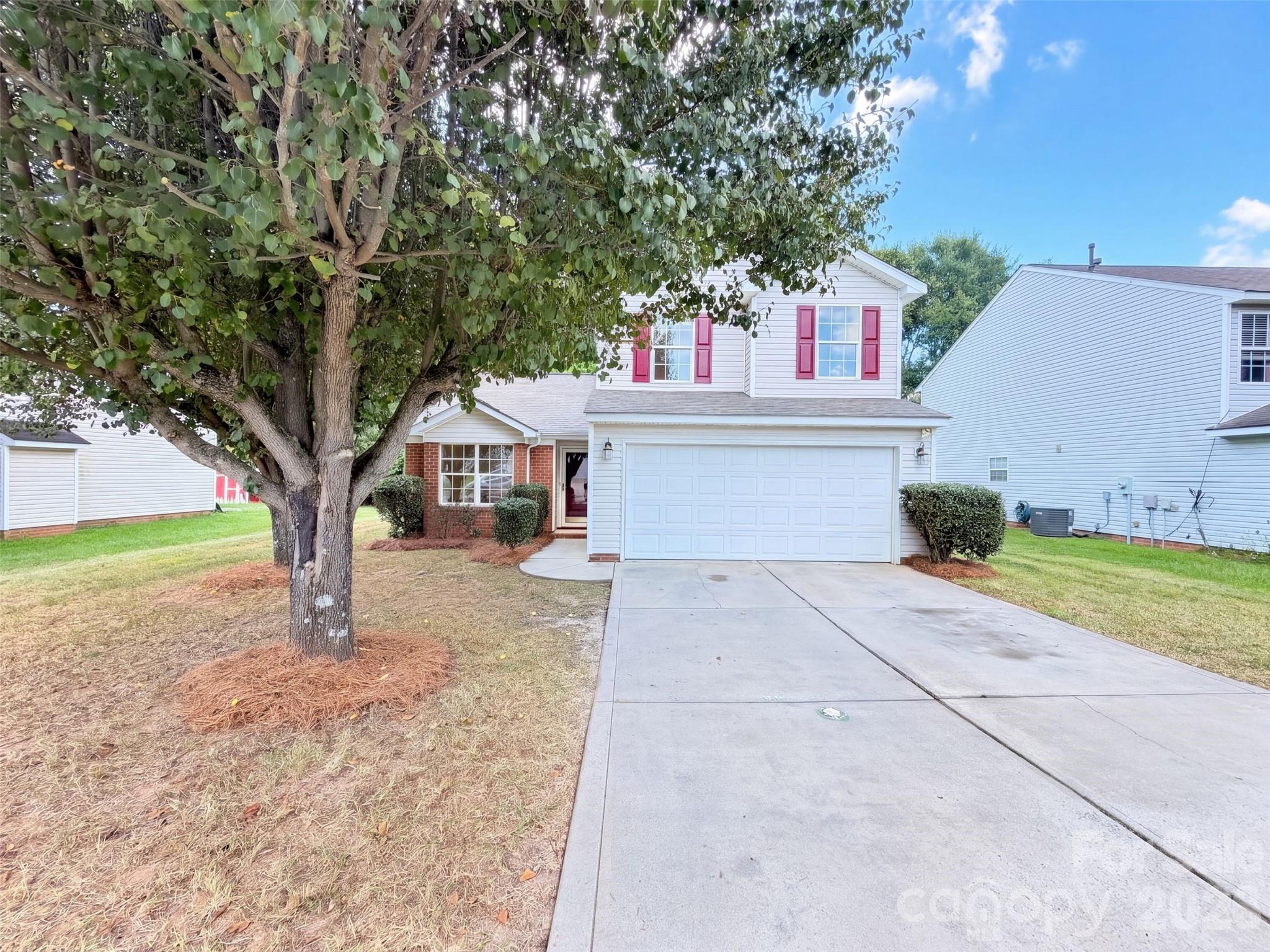 8616 Silver Falls Way Property Photo 6