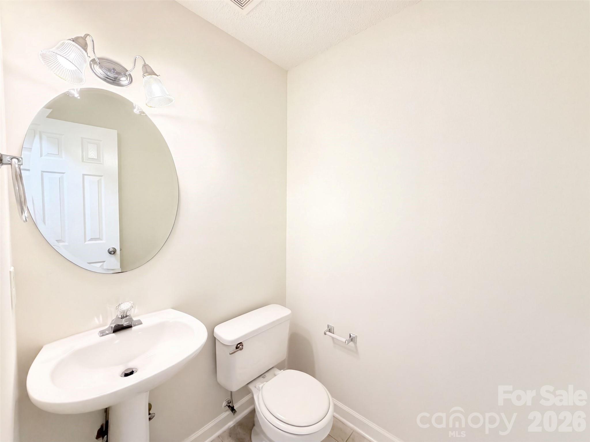 8616 Silver Falls Way Property Photo 16