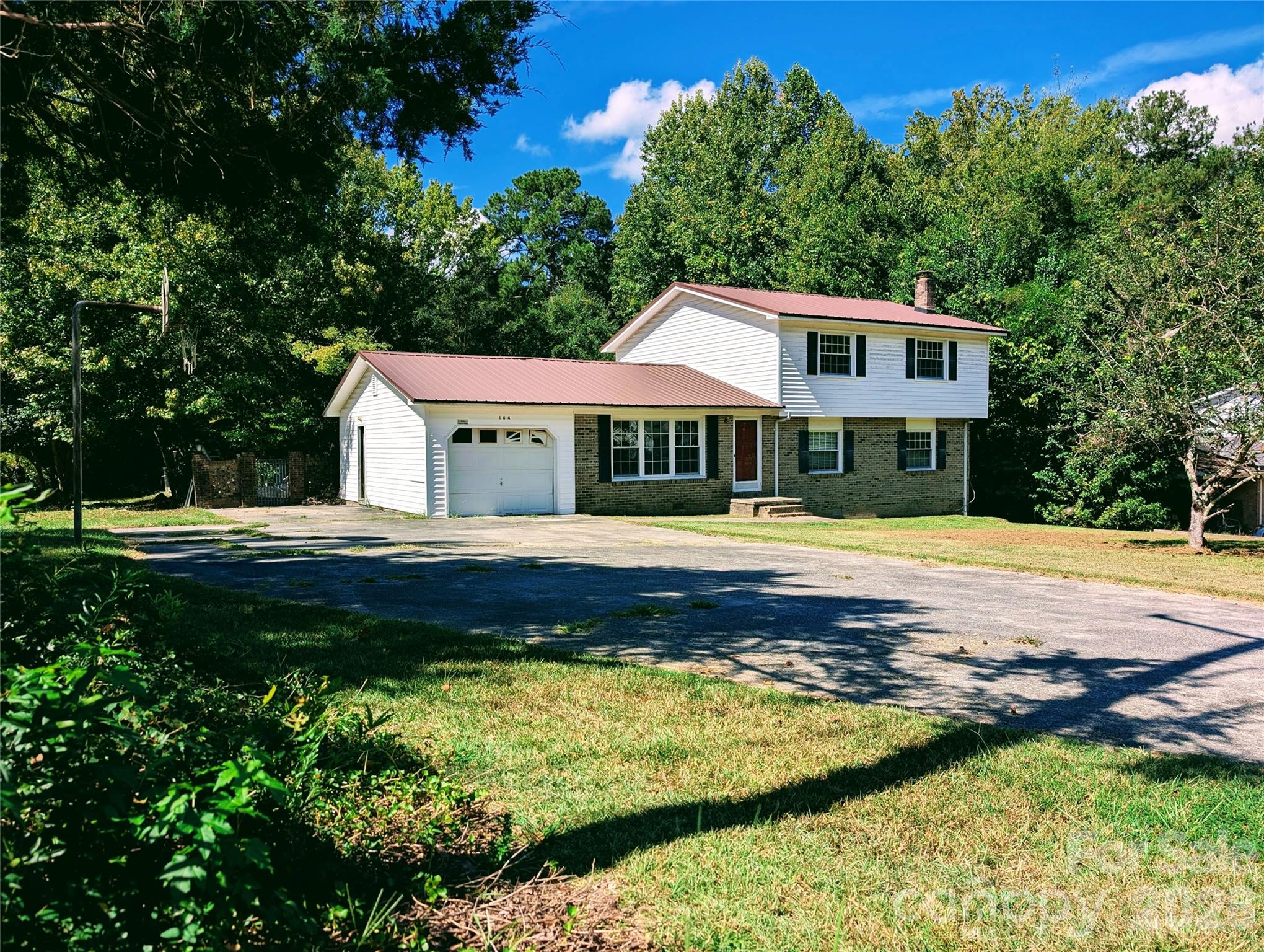 164 Blackmon Circle Property Photo 2
