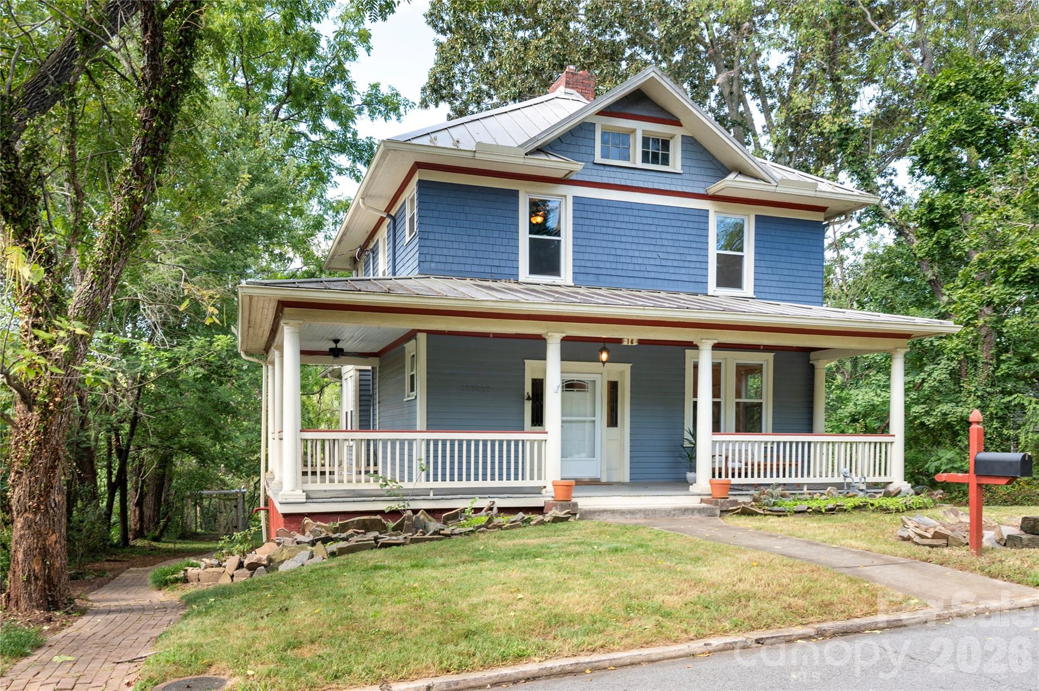 16 West Street Property Photo 1
