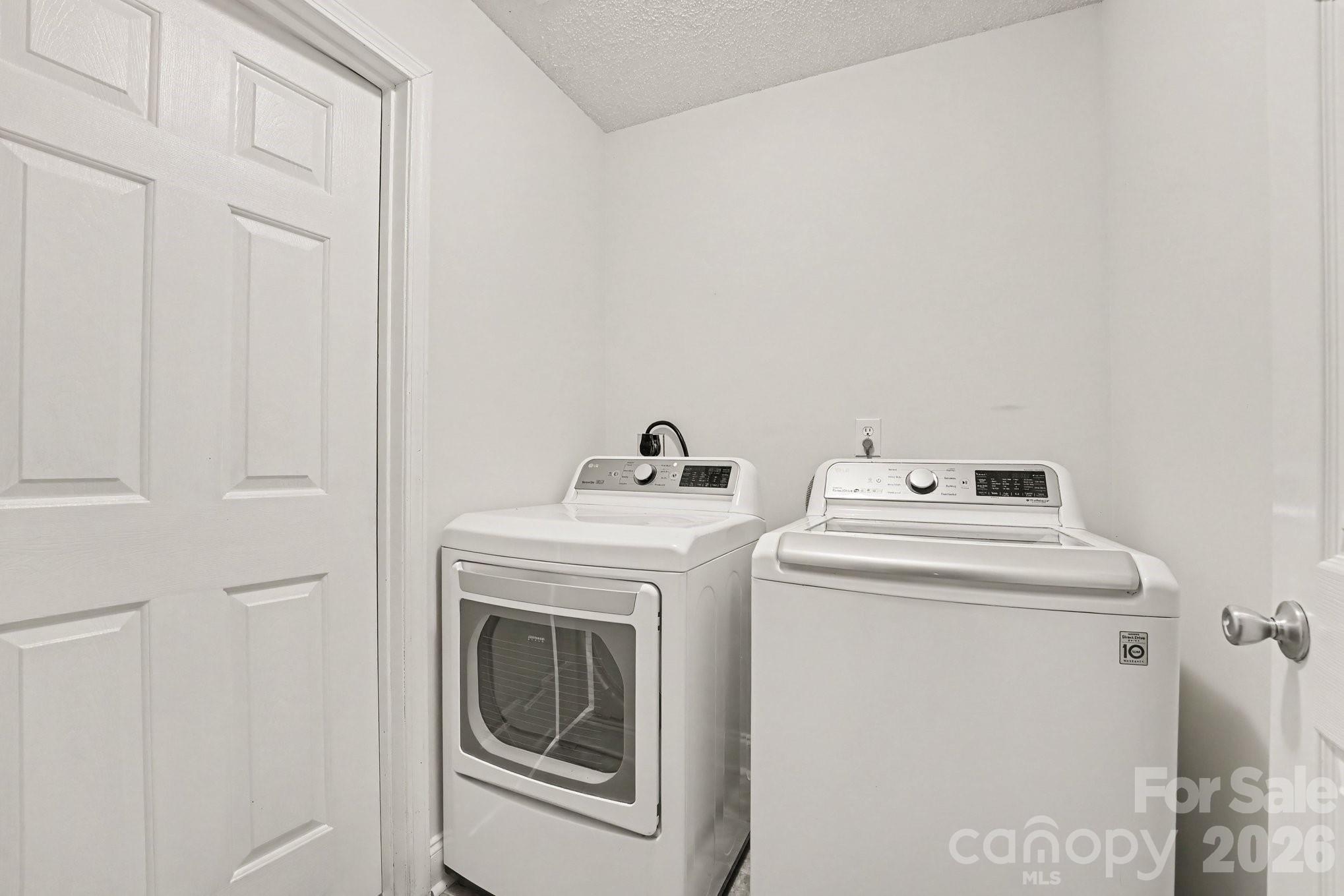 4750 Dalena Drive Property Photo 13