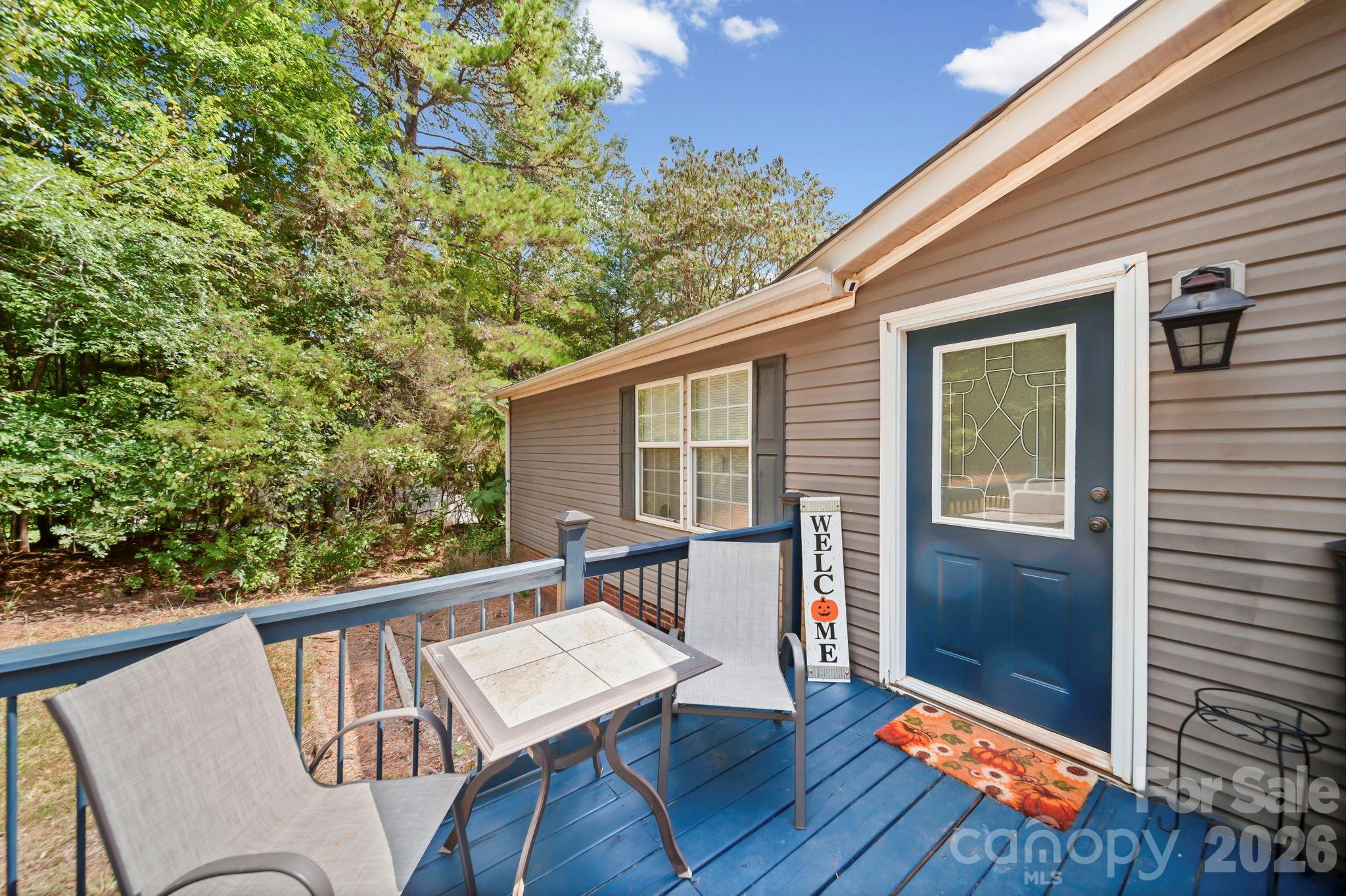 8027 Hillanby Court Property Photo 4