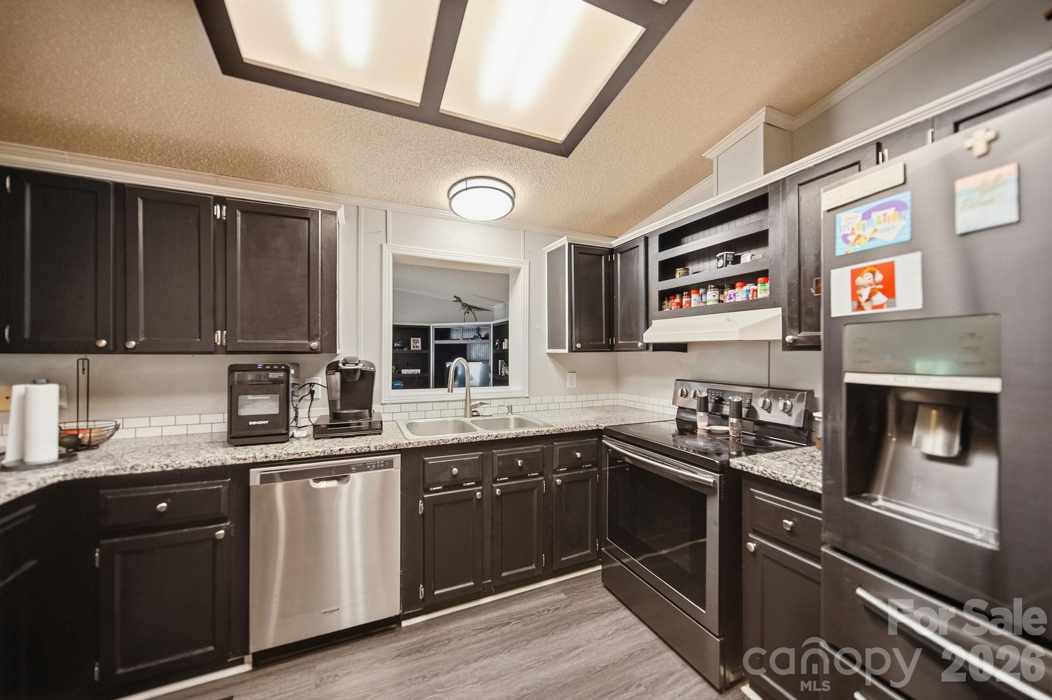 8027 Hillanby Court Property Photo 10