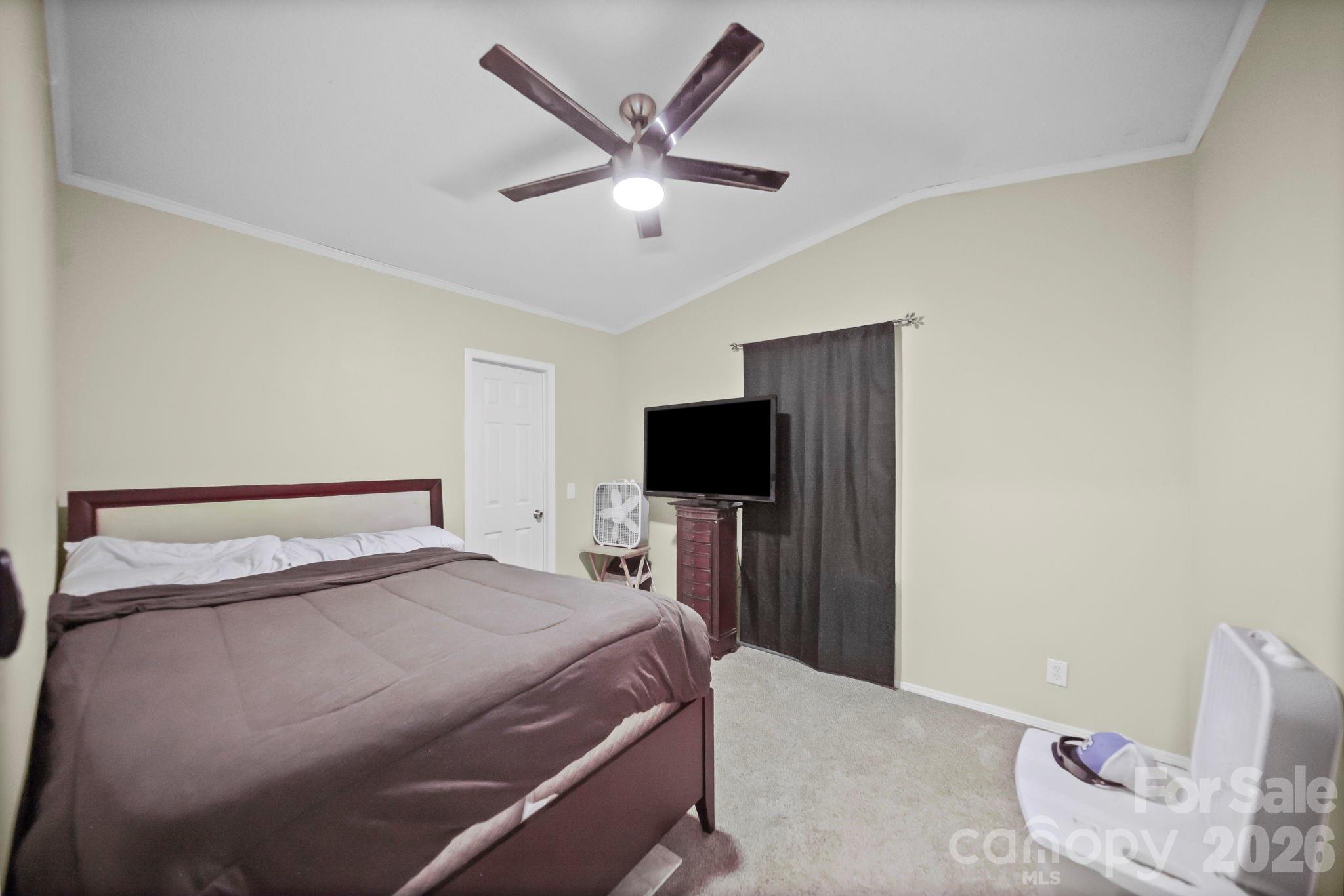 8027 Hillanby Court Property Photo 32