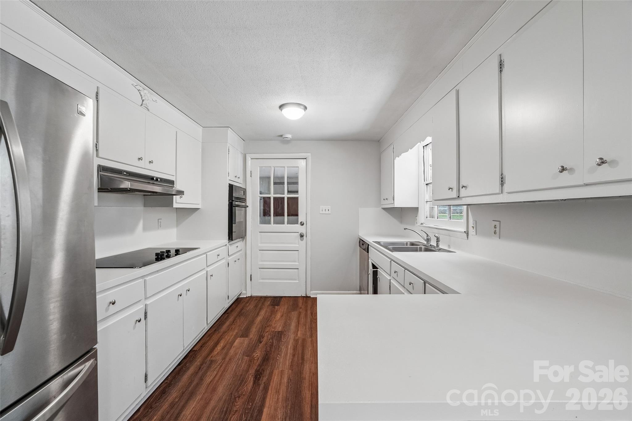 4036 Elizabeth Street Property Photo 2