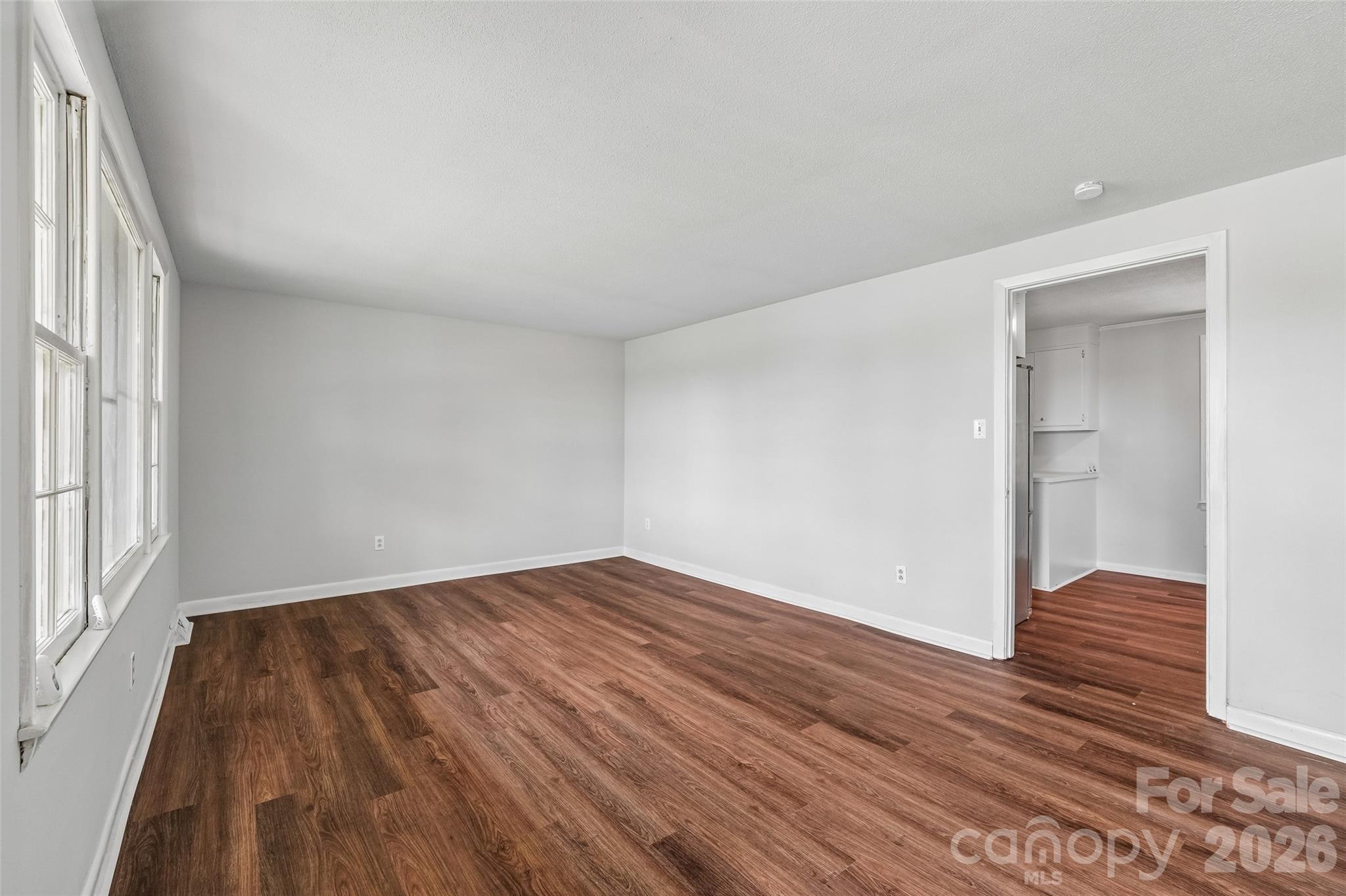 4036 Elizabeth Street Property Photo 9