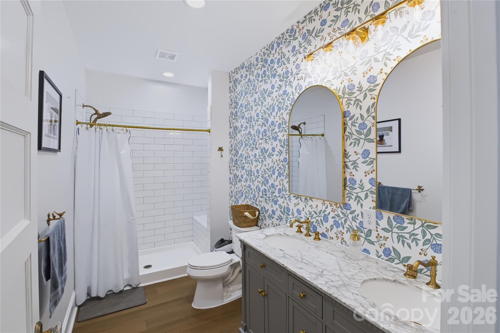 308 Union Street Property Photo 4