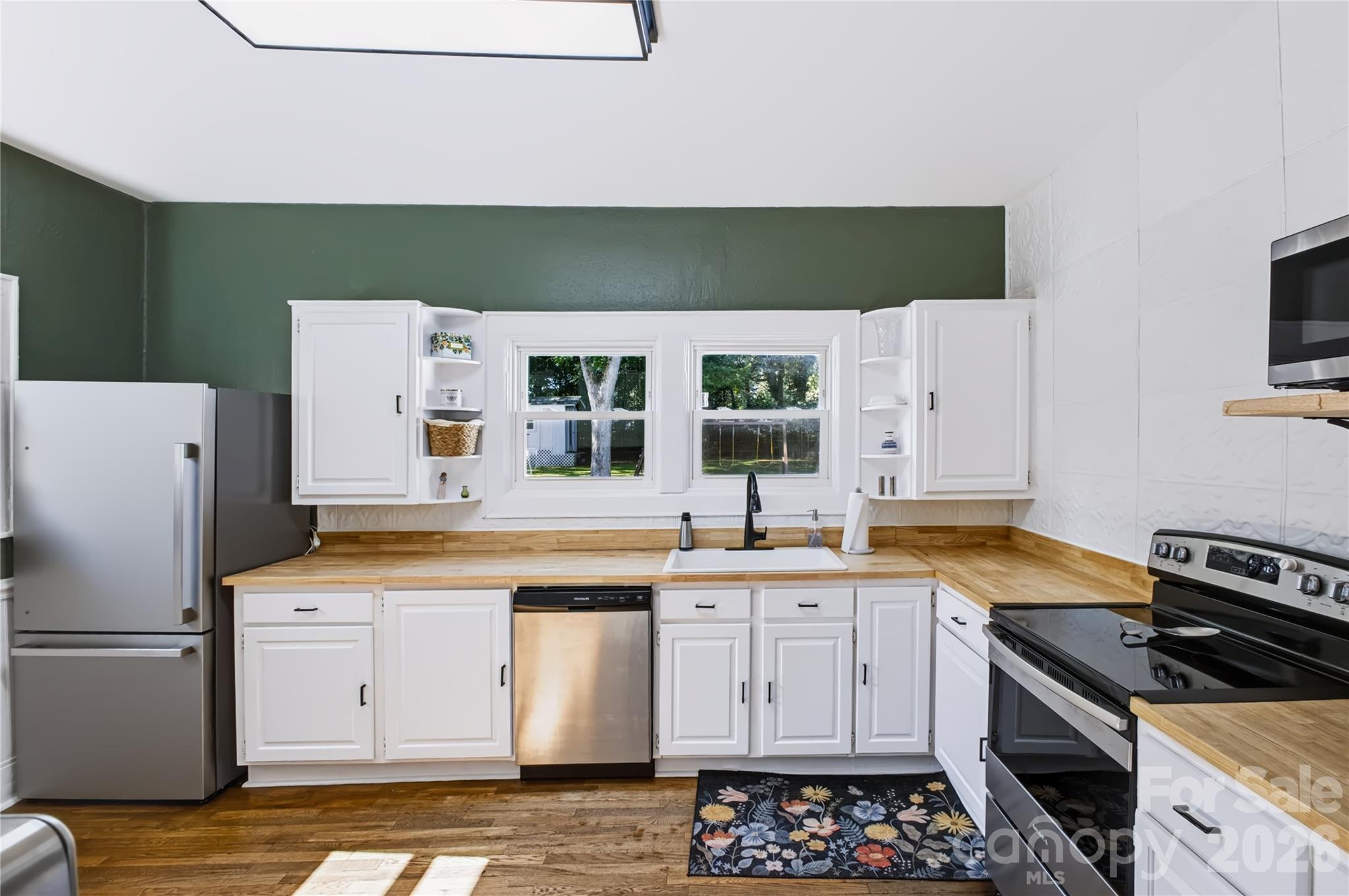 308 Union Street Property Photo 5