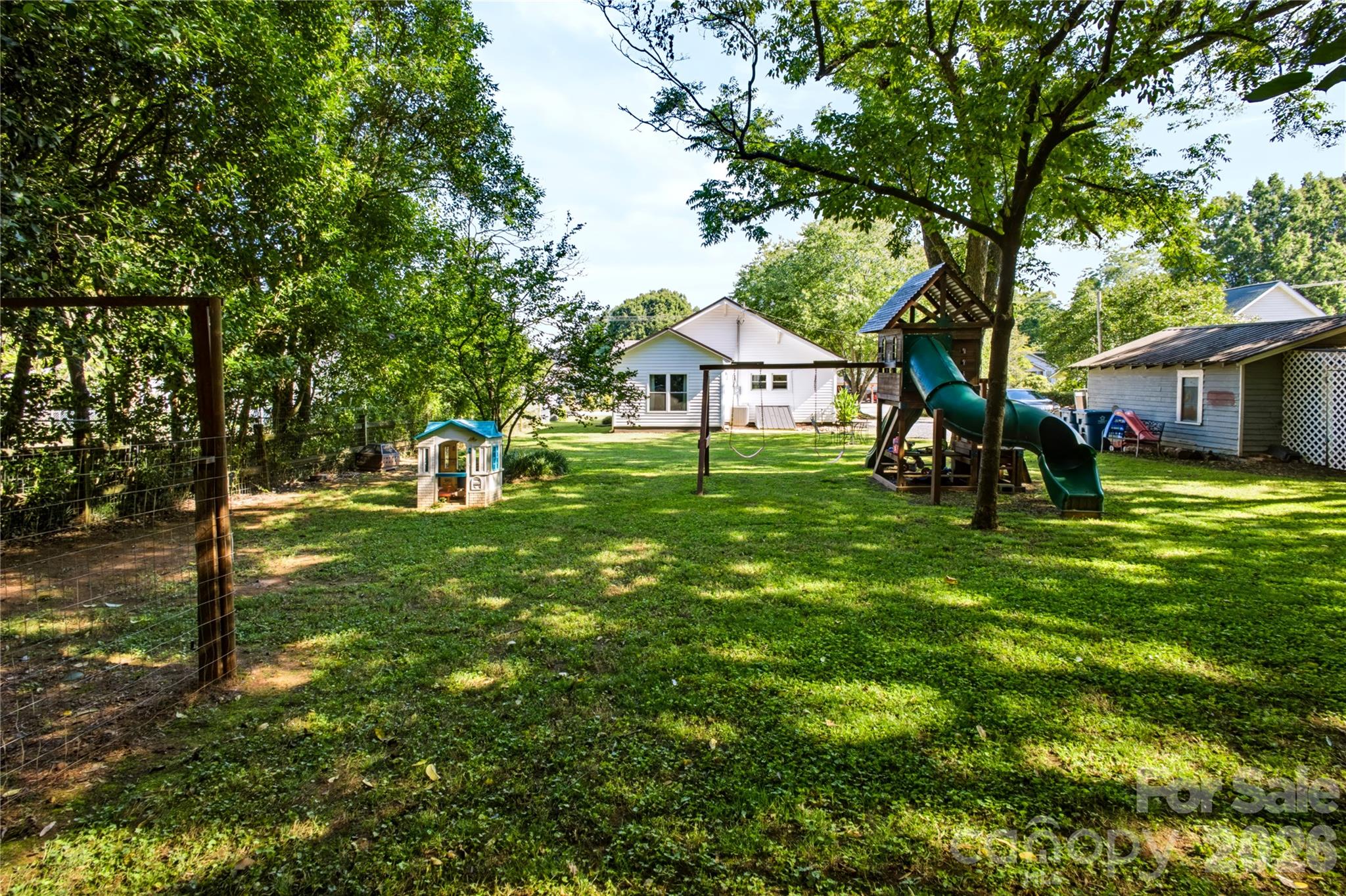 308 Union Street Property Photo 10