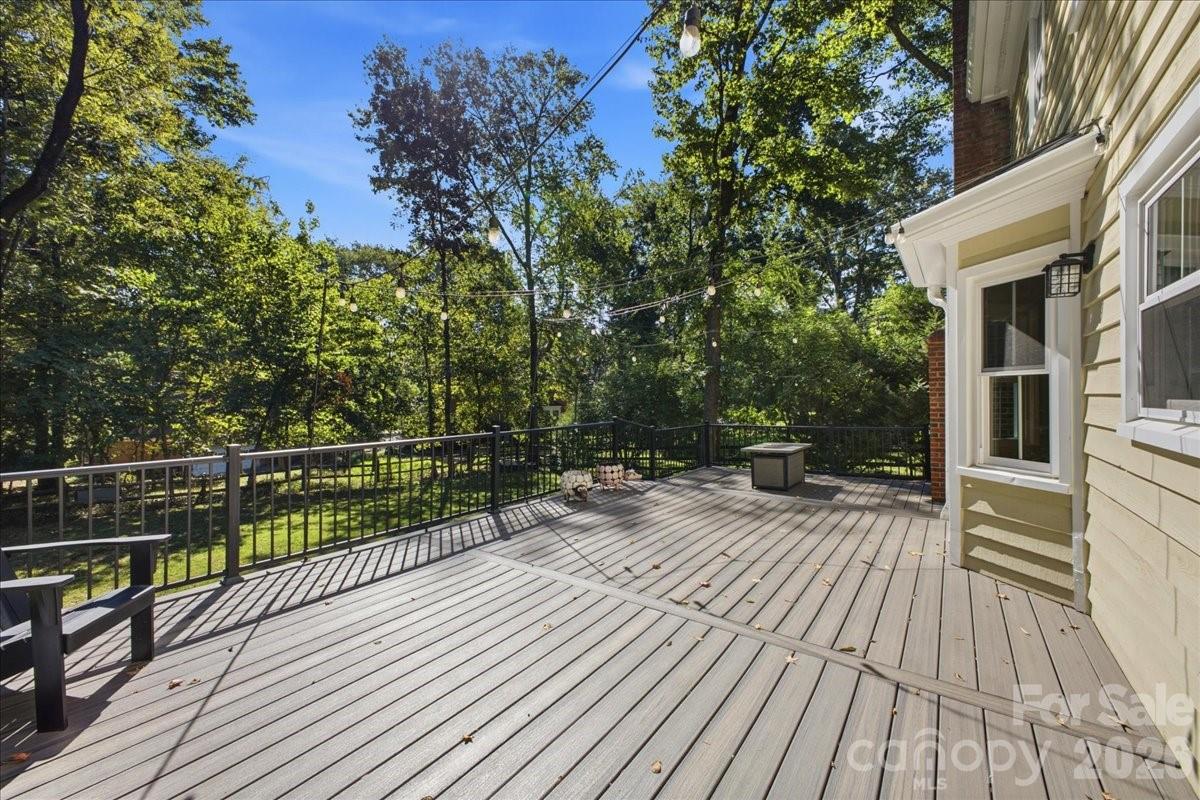 10141 Hanover Glen Road Property Photo 7