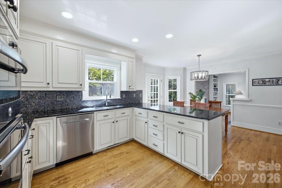 10141 Hanover Glen Road Property Photo 14
