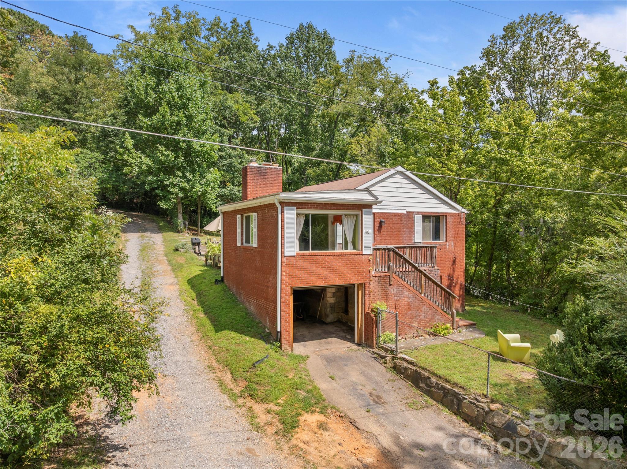 108 Wilrecar Drive Property Photo 3
