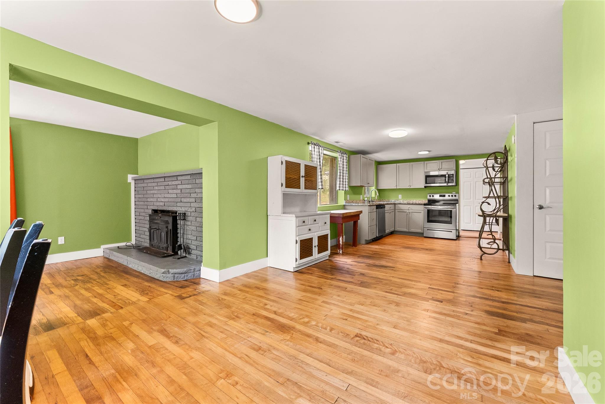 108 Wilrecar Drive Property Photo 8